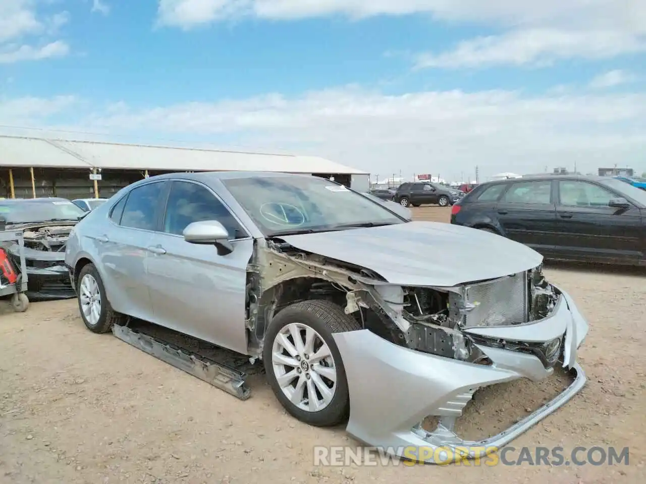 1 Photograph of a damaged car 4T1C11AK6LU859635 TOYOTA CAMRY 2020