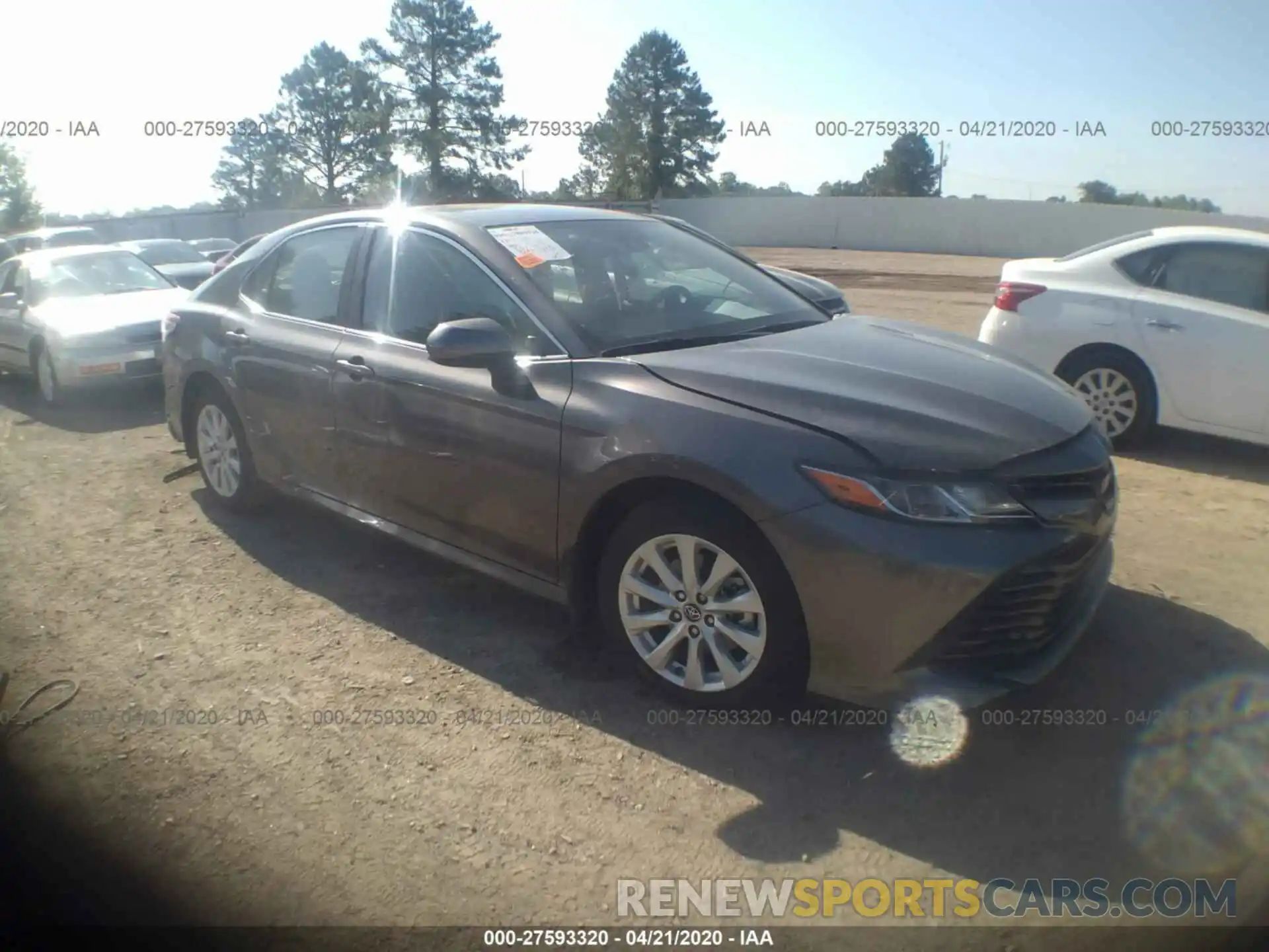 1 Photograph of a damaged car 4T1C11AK6LU862177 TOYOTA CAMRY 2020