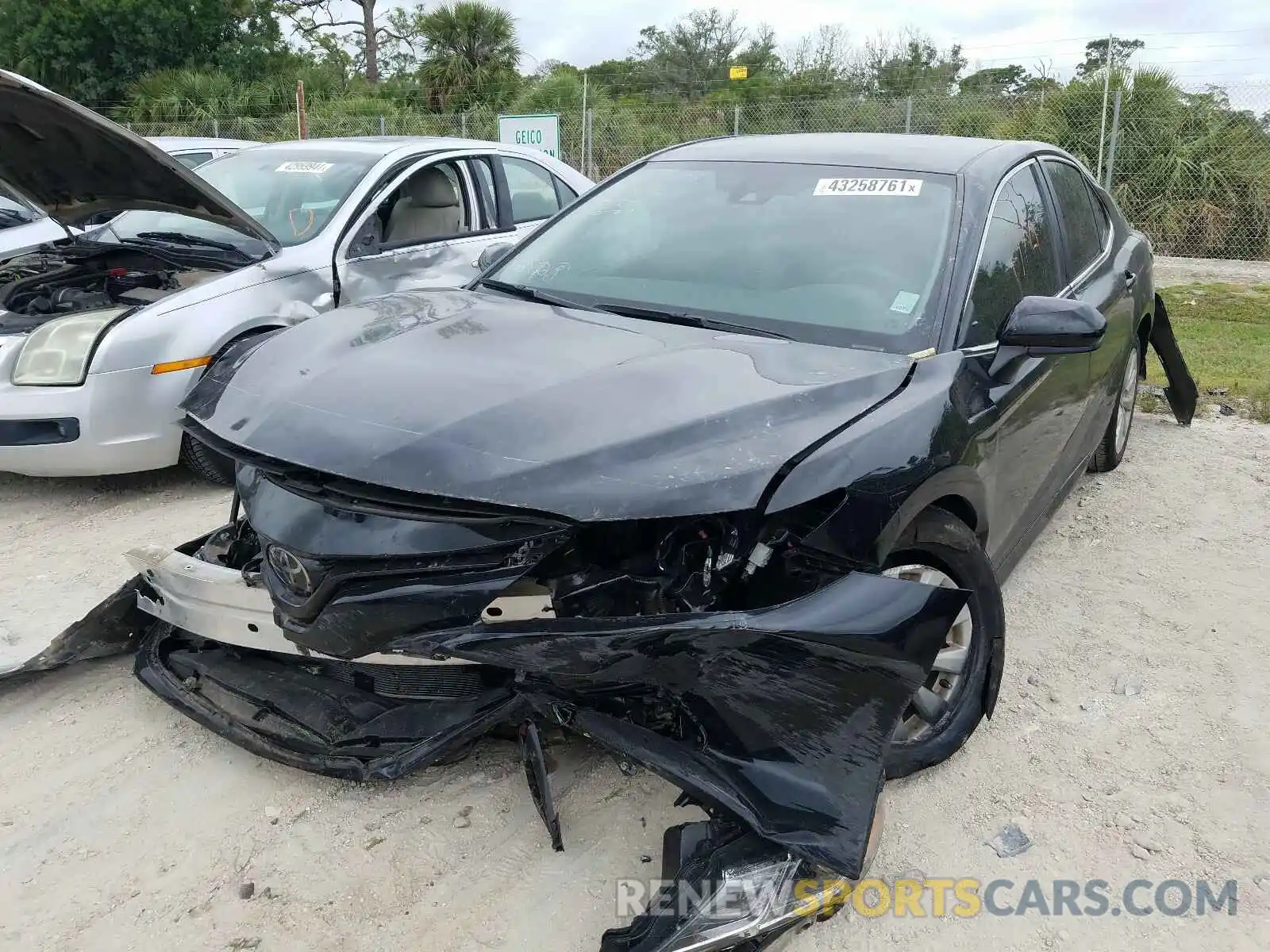 2 Photograph of a damaged car 4T1C11AK6LU867881 TOYOTA CAMRY 2020