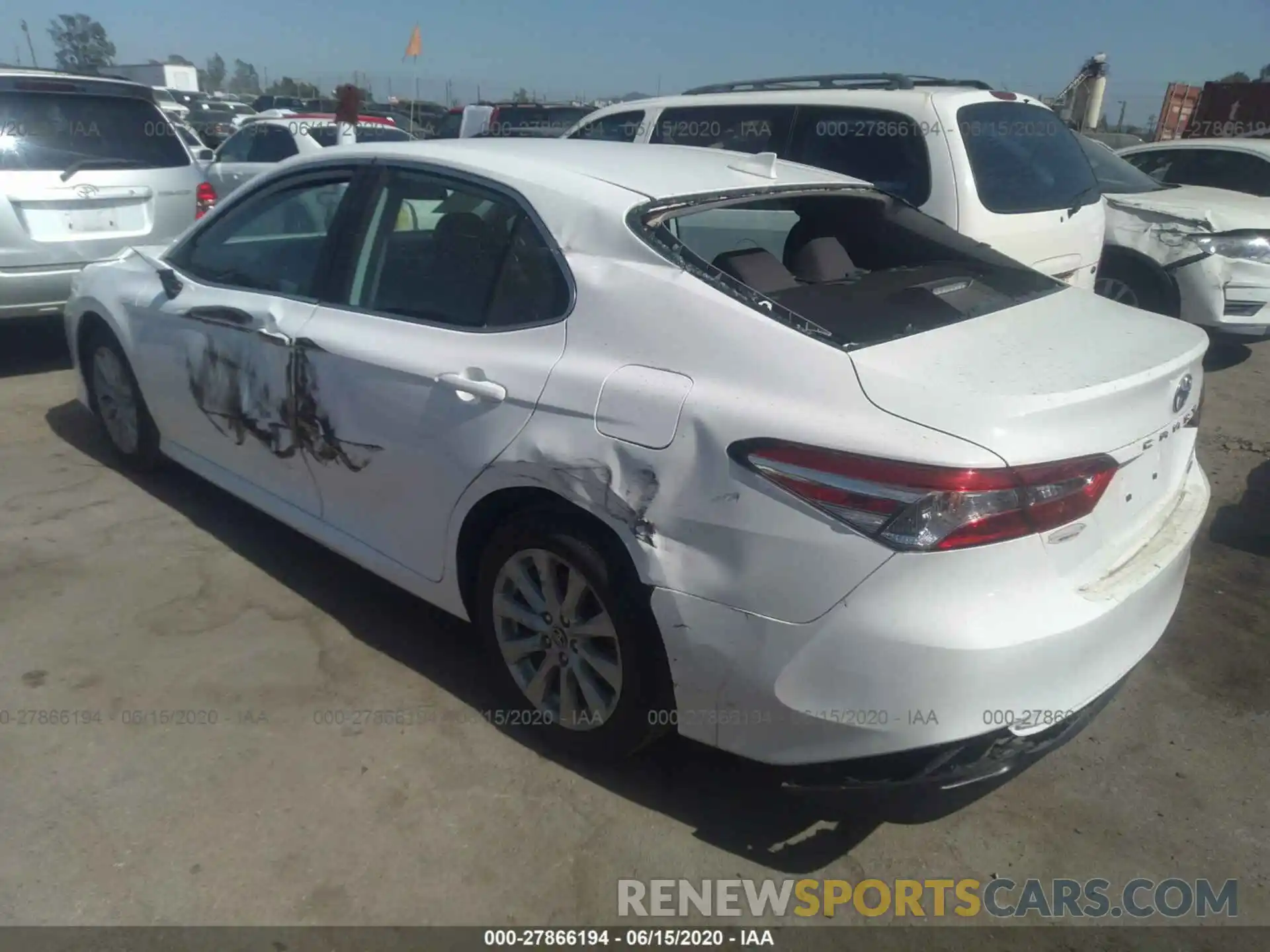 3 Photograph of a damaged car 4T1C11AK6LU869159 TOYOTA CAMRY 2020