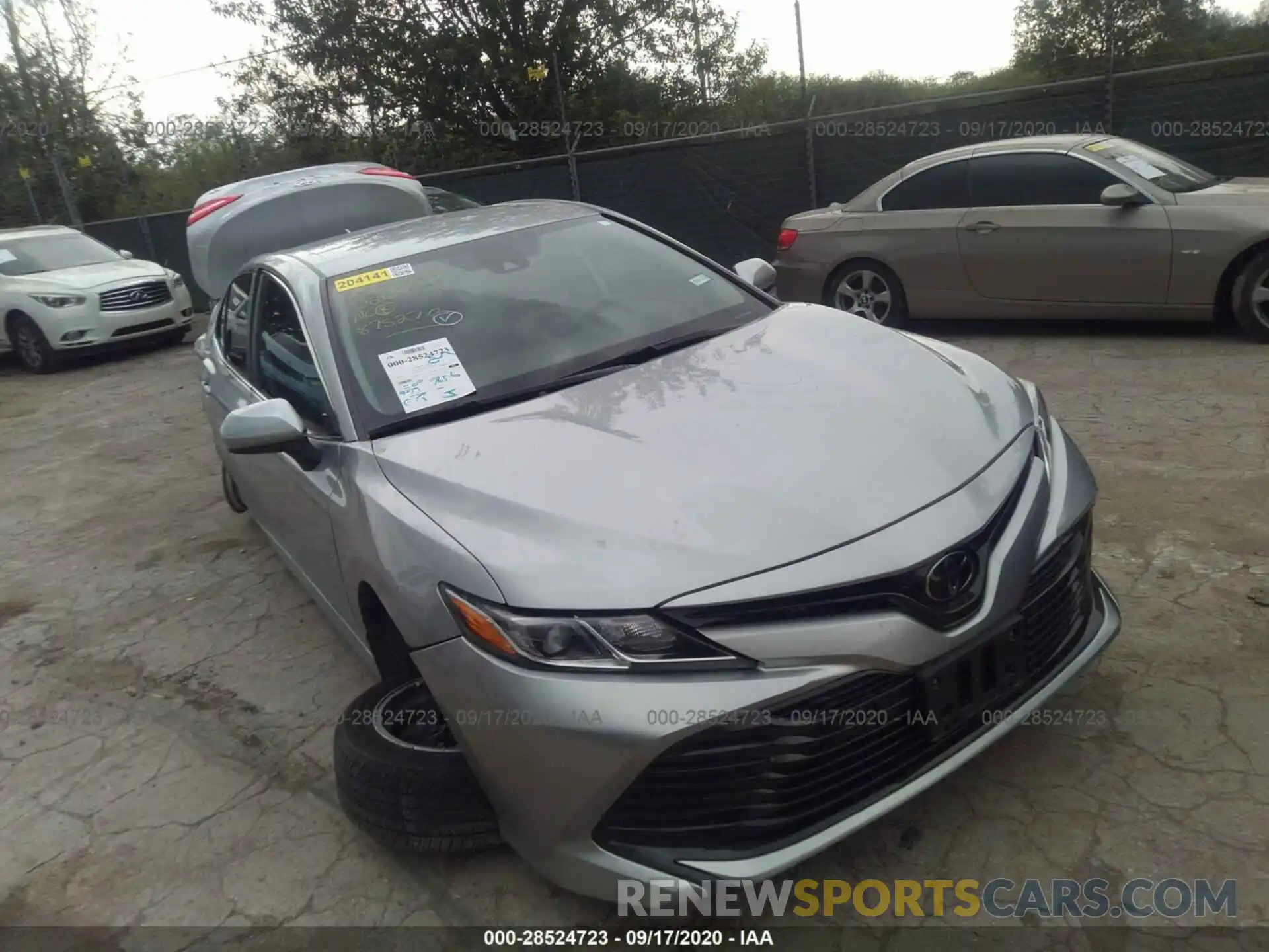 1 Photograph of a damaged car 4T1C11AK6LU875270 TOYOTA CAMRY 2020