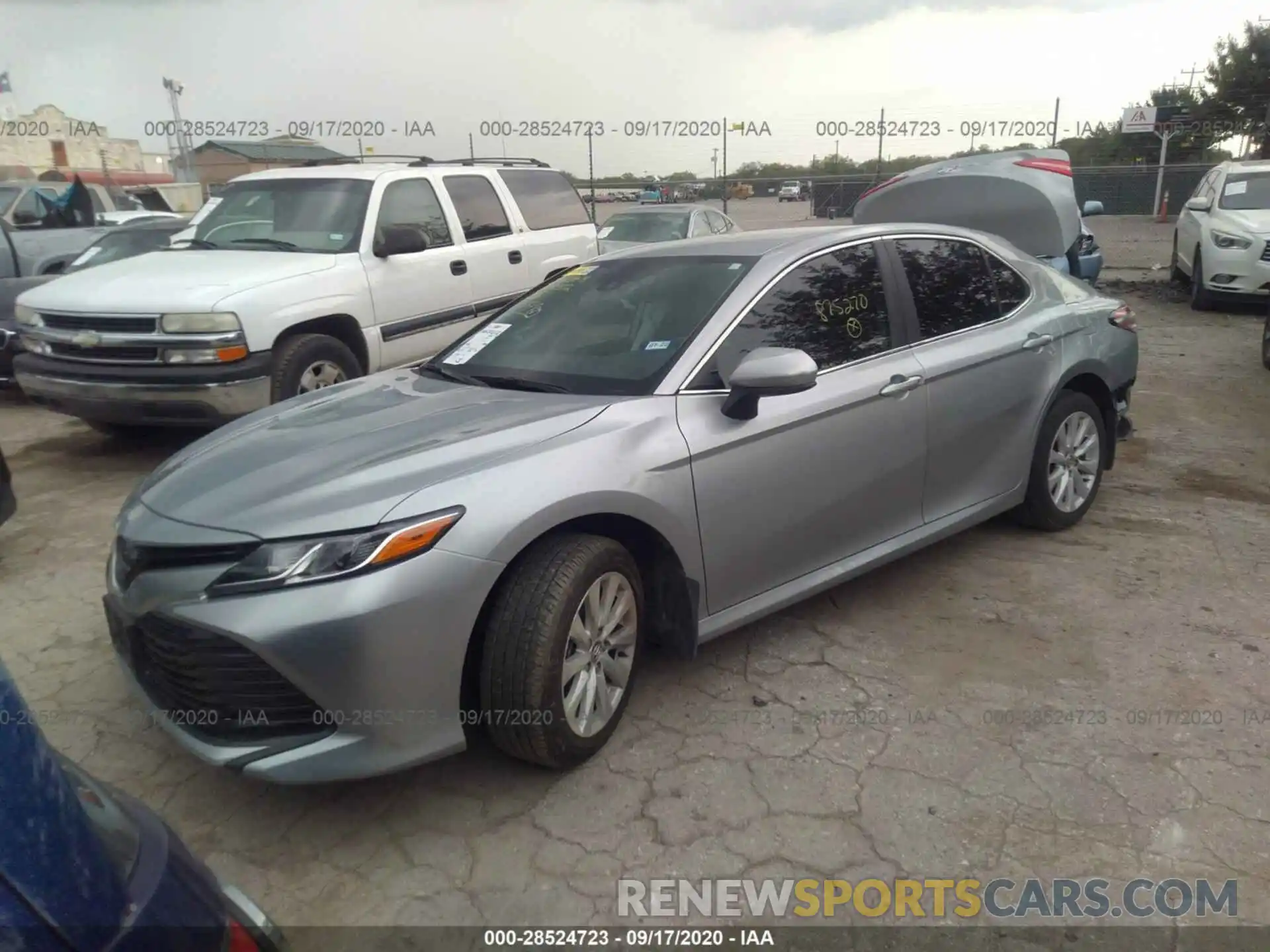 2 Photograph of a damaged car 4T1C11AK6LU875270 TOYOTA CAMRY 2020