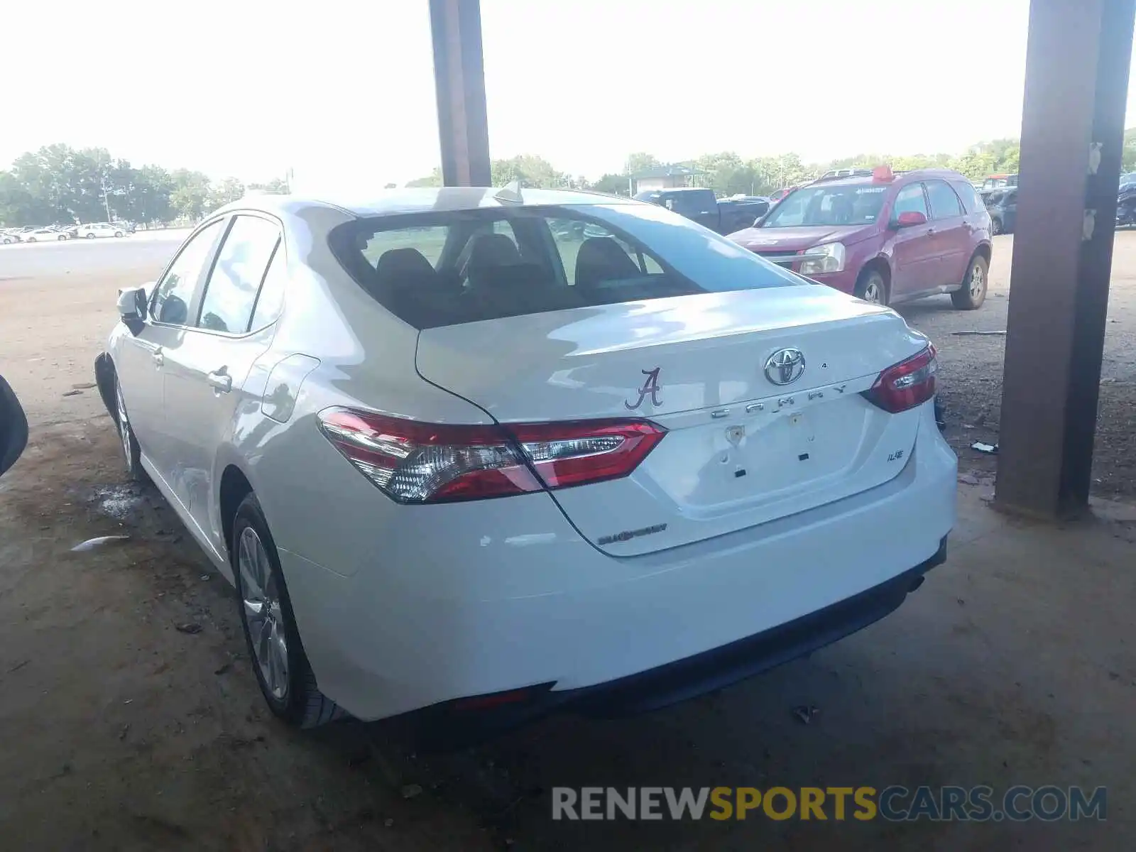 3 Photograph of a damaged car 4T1C11AK6LU887399 TOYOTA CAMRY 2020