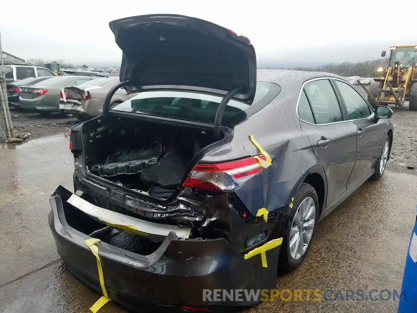 4 Photograph of a damaged car 4T1C11AK6LU889766 TOYOTA CAMRY 2020