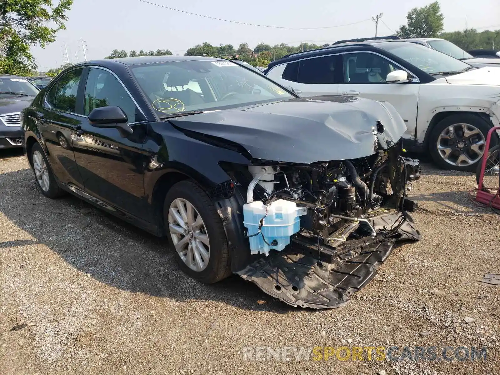 1 Photograph of a damaged car 4T1C11AK6LU914083 TOYOTA CAMRY 2020