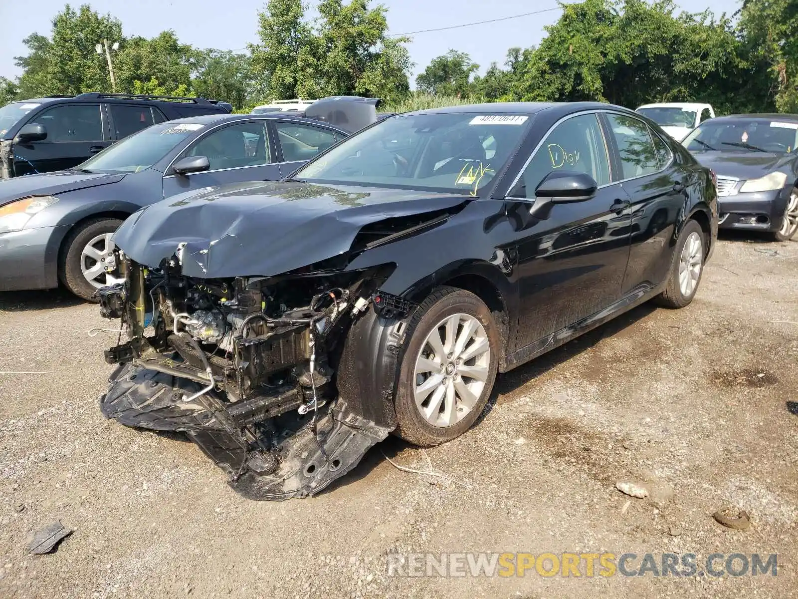 2 Photograph of a damaged car 4T1C11AK6LU914083 TOYOTA CAMRY 2020