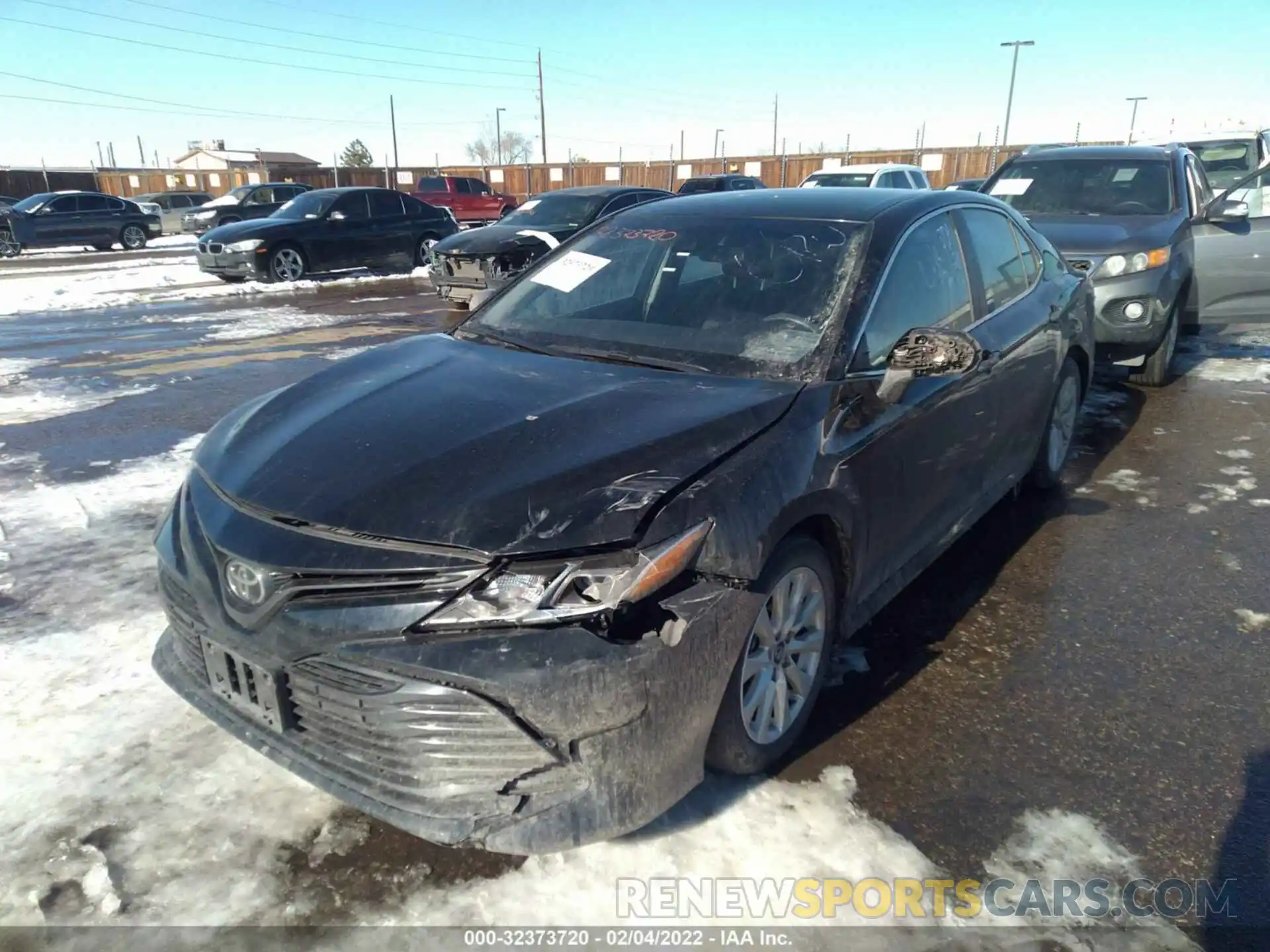 6 Photograph of a damaged car 4T1C11AK6LU915931 TOYOTA CAMRY 2020