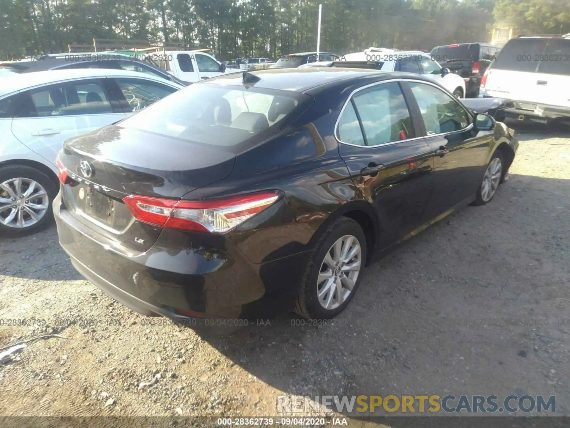 4 Photograph of a damaged car 4T1C11AK6LU926198 TOYOTA CAMRY 2020