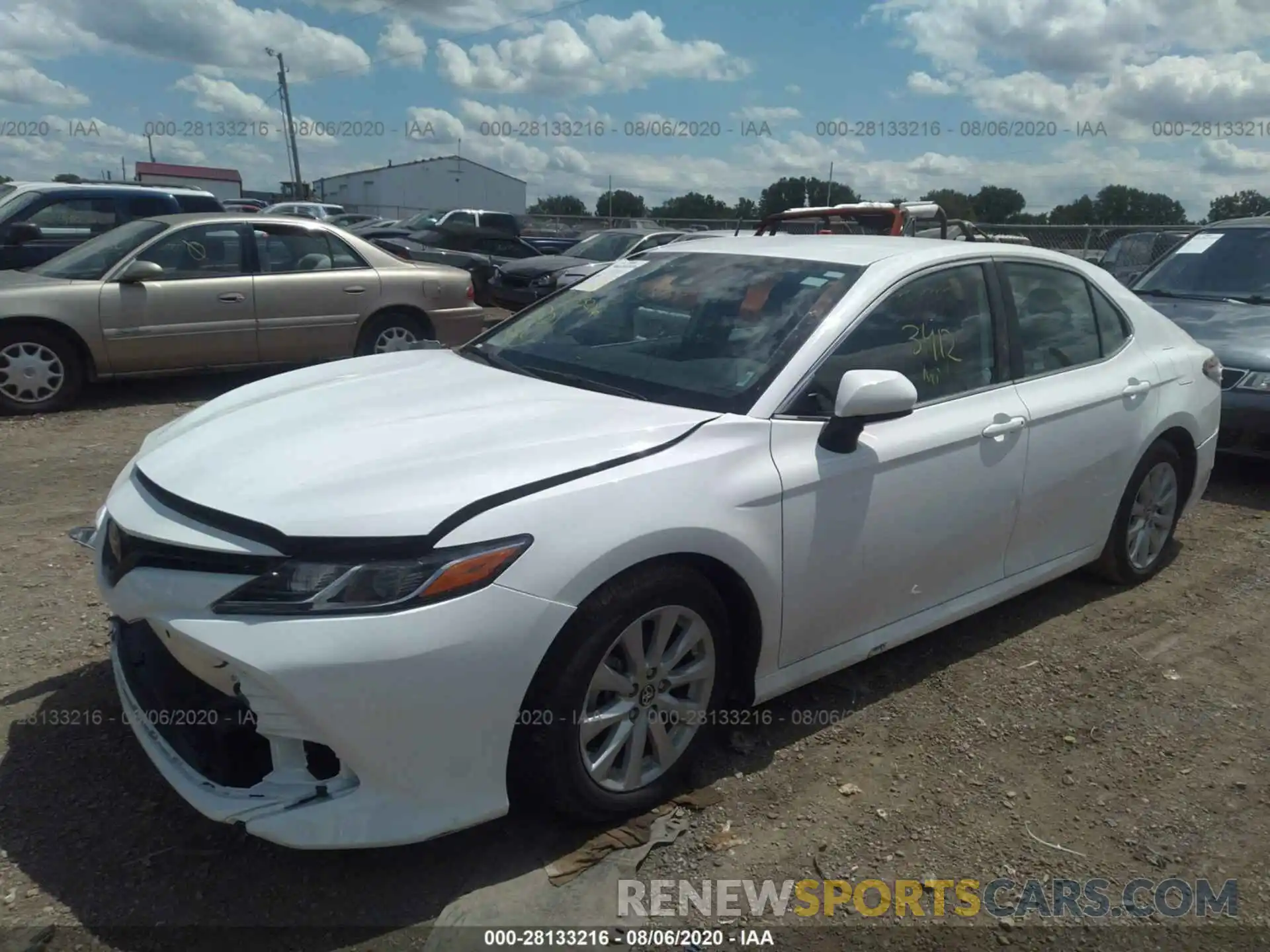 2 Photograph of a damaged car 4T1C11AK6LU930297 TOYOTA CAMRY 2020