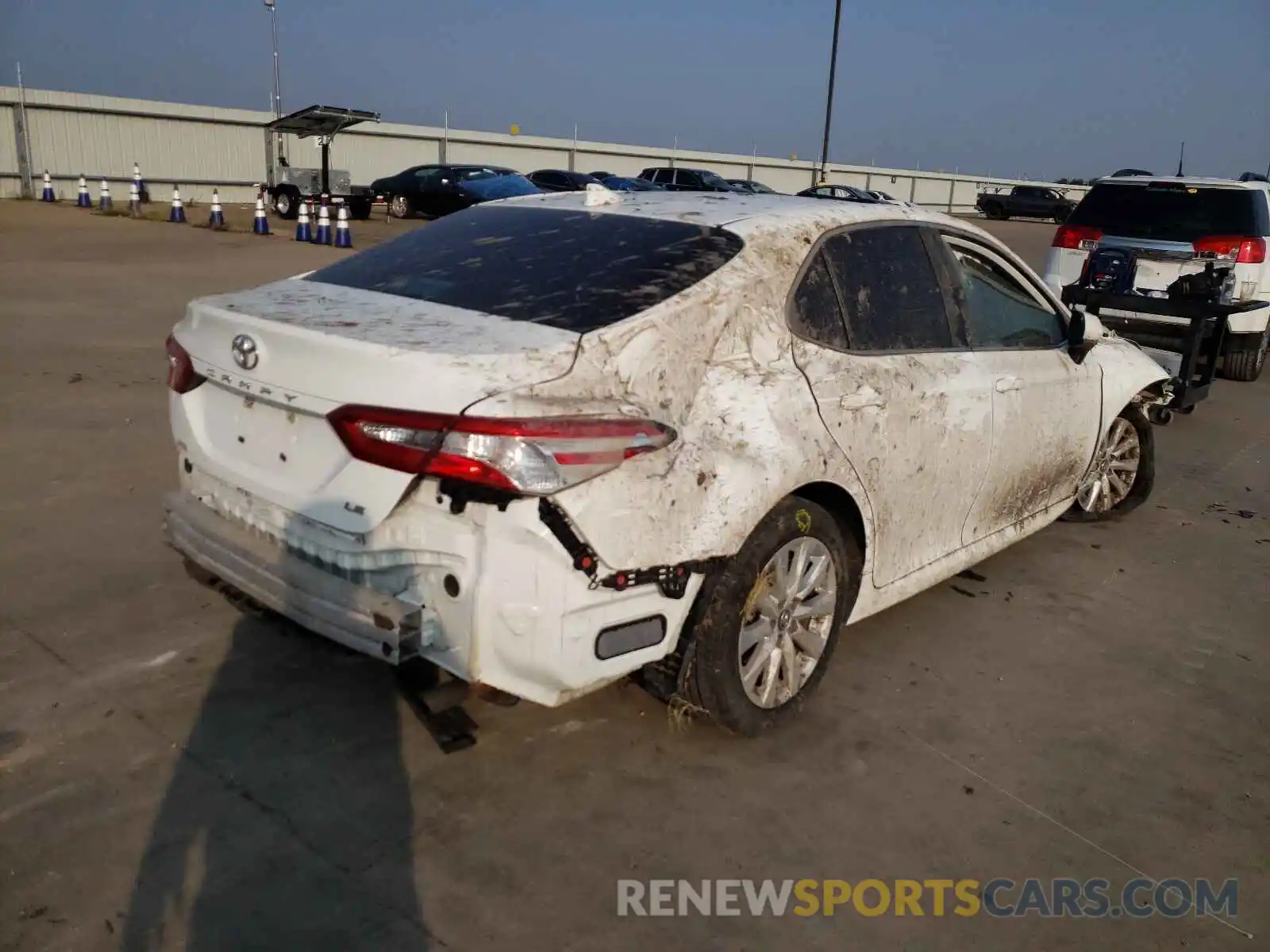 4 Photograph of a damaged car 4T1C11AK6LU930459 TOYOTA CAMRY 2020