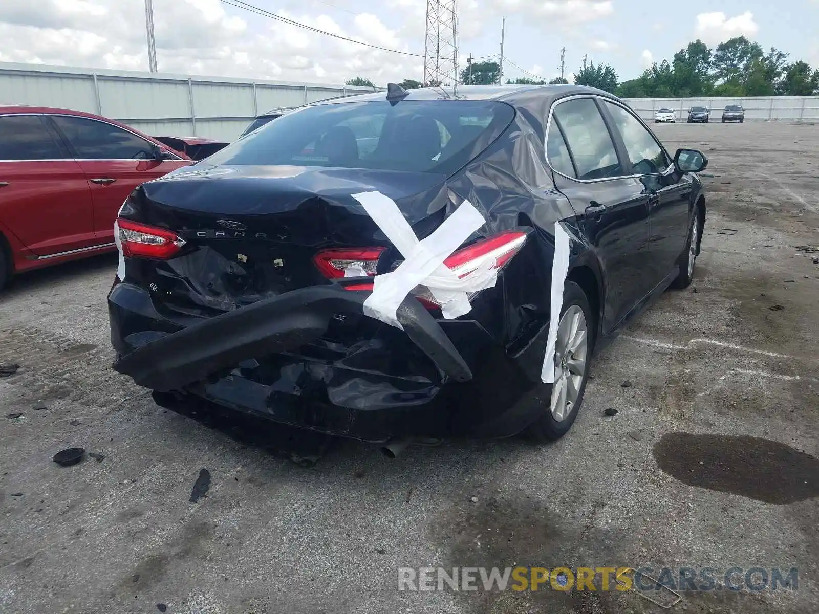 4 Photograph of a damaged car 4T1C11AK6LU938853 TOYOTA CAMRY 2020