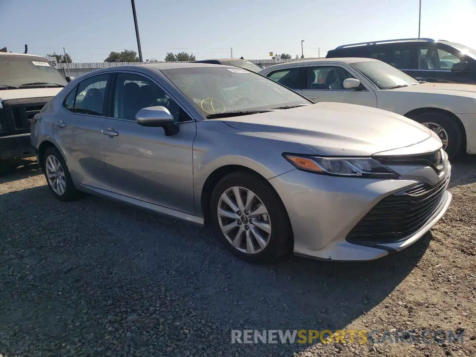 1 Photograph of a damaged car 4T1C11AK6LU939100 TOYOTA CAMRY 2020