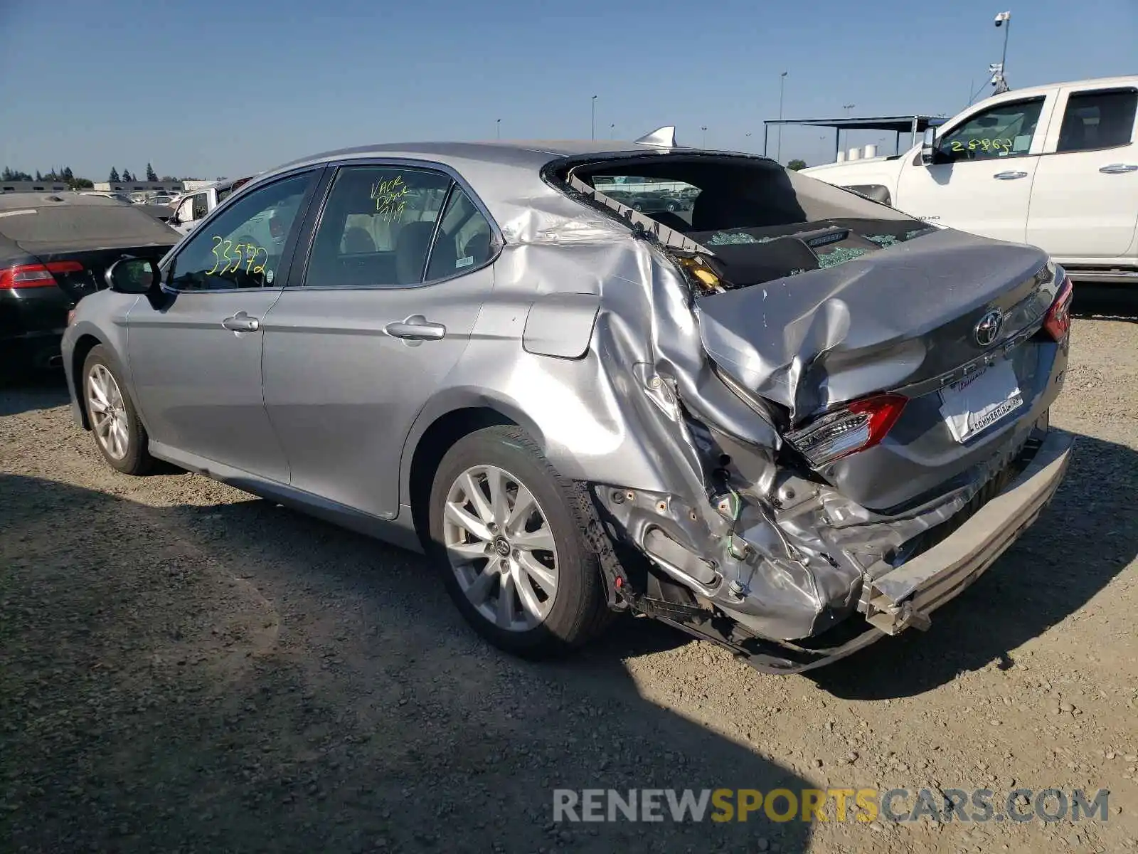 3 Photograph of a damaged car 4T1C11AK6LU939100 TOYOTA CAMRY 2020