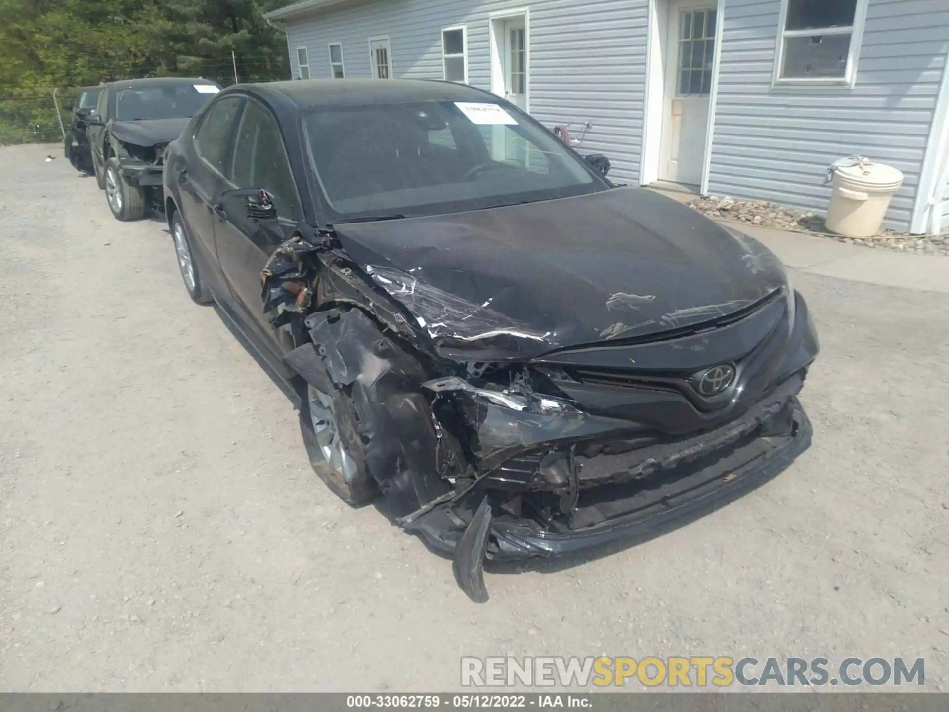 6 Photograph of a damaged car 4T1C11AK6LU948458 TOYOTA CAMRY 2020