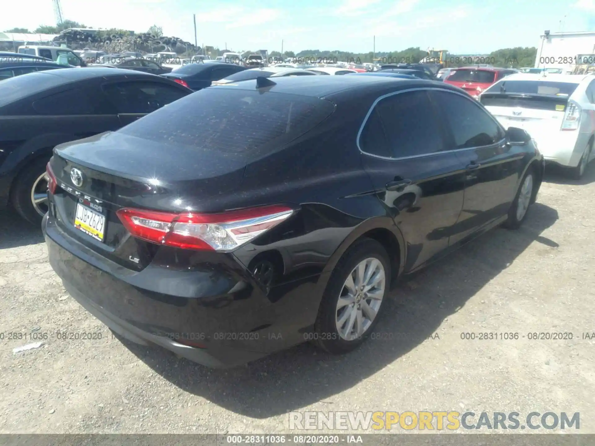 4 Photograph of a damaged car 4T1C11AK6LU952431 TOYOTA CAMRY 2020