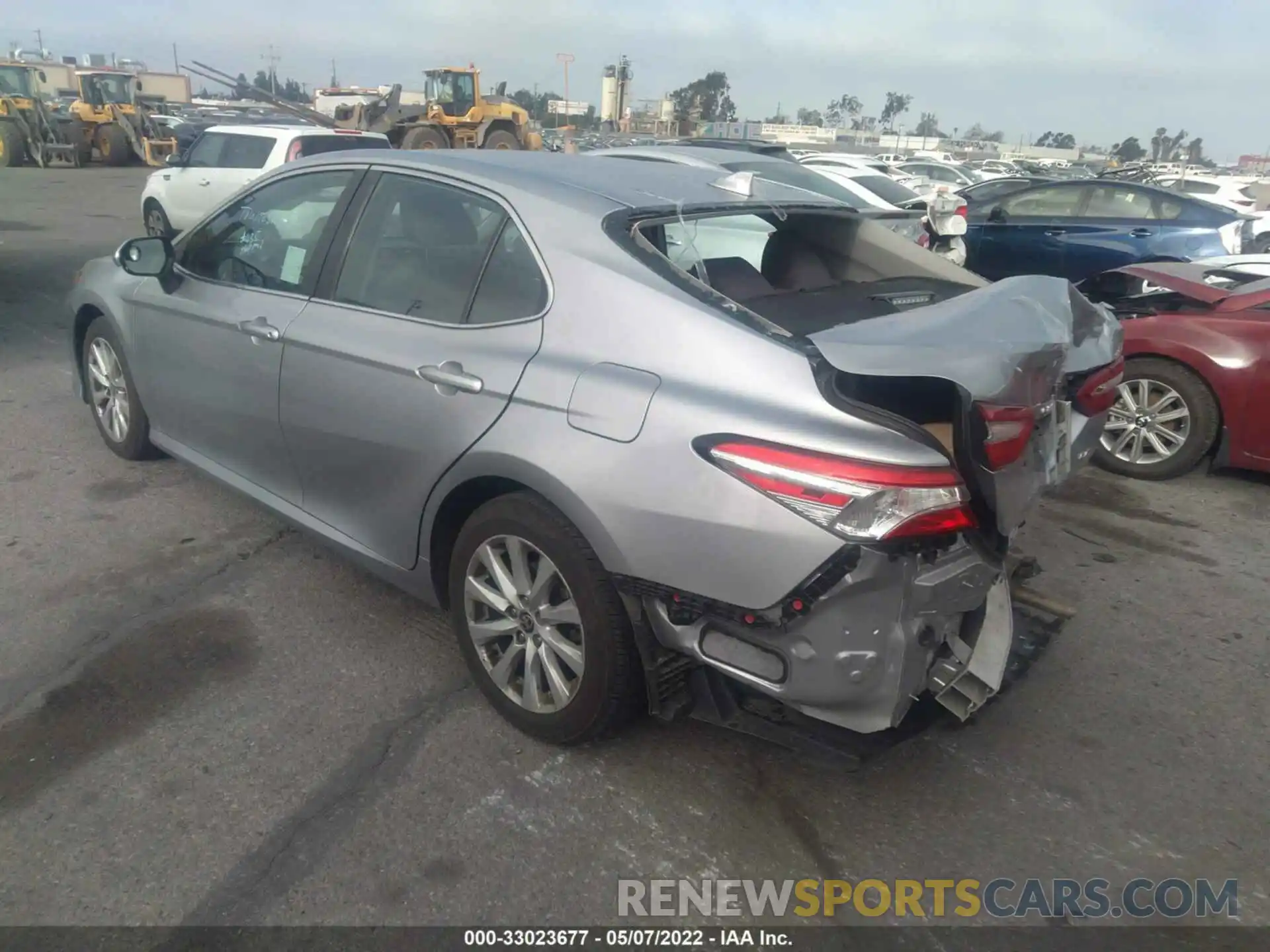 3 Photograph of a damaged car 4T1C11AK6LU954793 TOYOTA CAMRY 2020