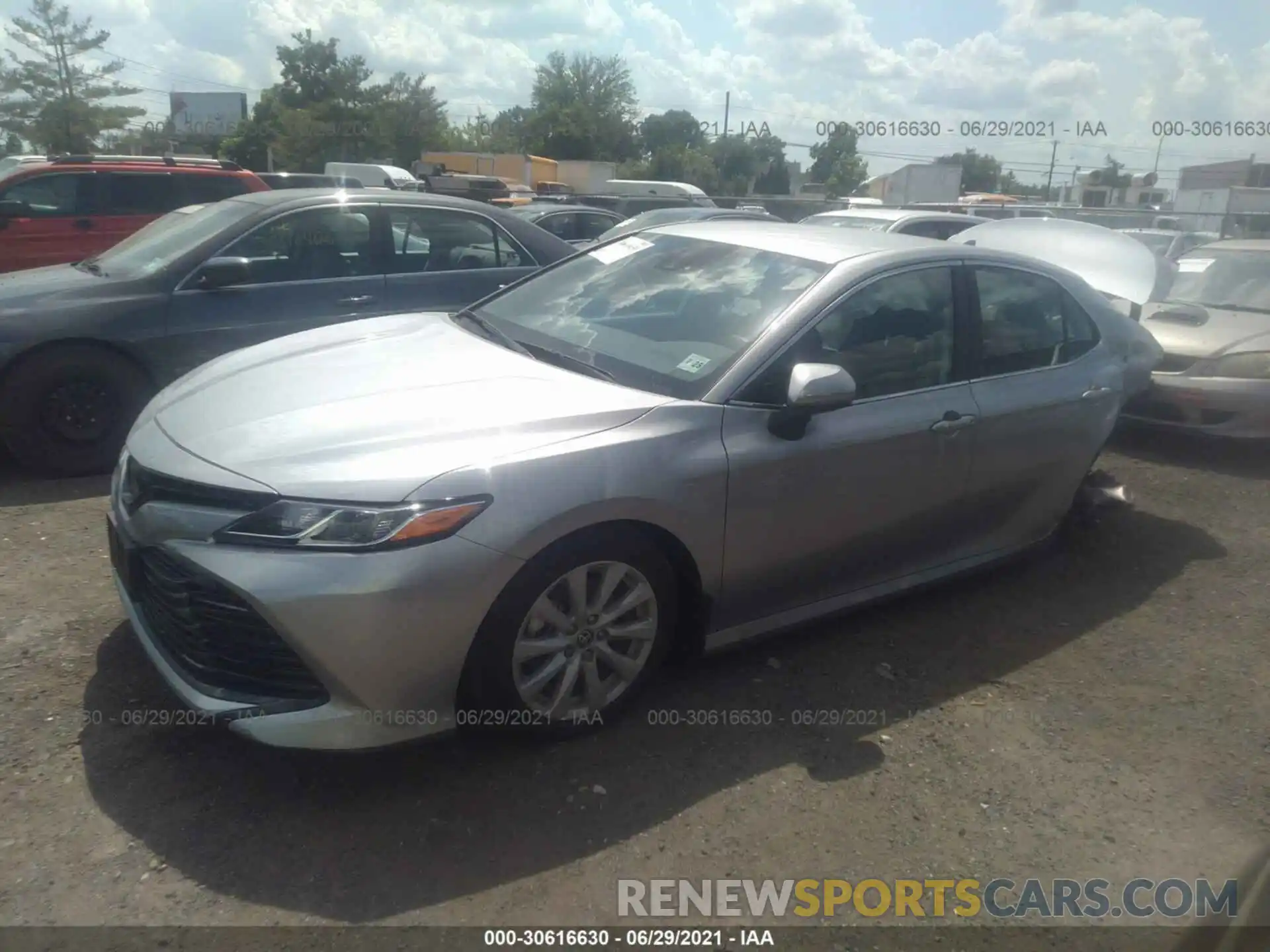 2 Photograph of a damaged car 4T1C11AK6LU955295 TOYOTA CAMRY 2020