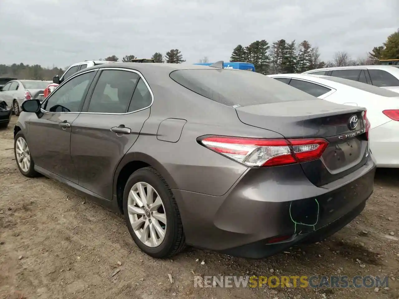 3 Photograph of a damaged car 4T1C11AK6LU959041 TOYOTA CAMRY 2020