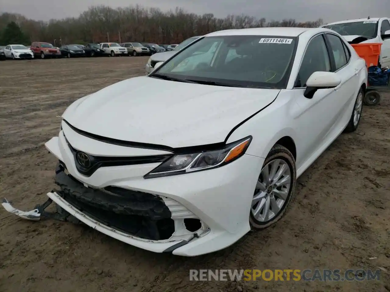 2 Photograph of a damaged car 4T1C11AK6LU959654 TOYOTA CAMRY 2020