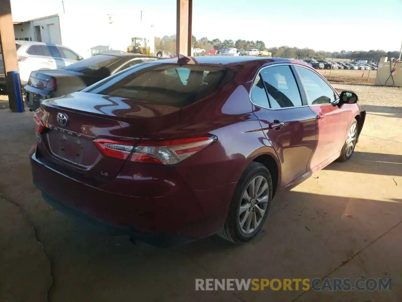 4 Photograph of a damaged car 4T1C11AK6LU959847 TOYOTA CAMRY 2020