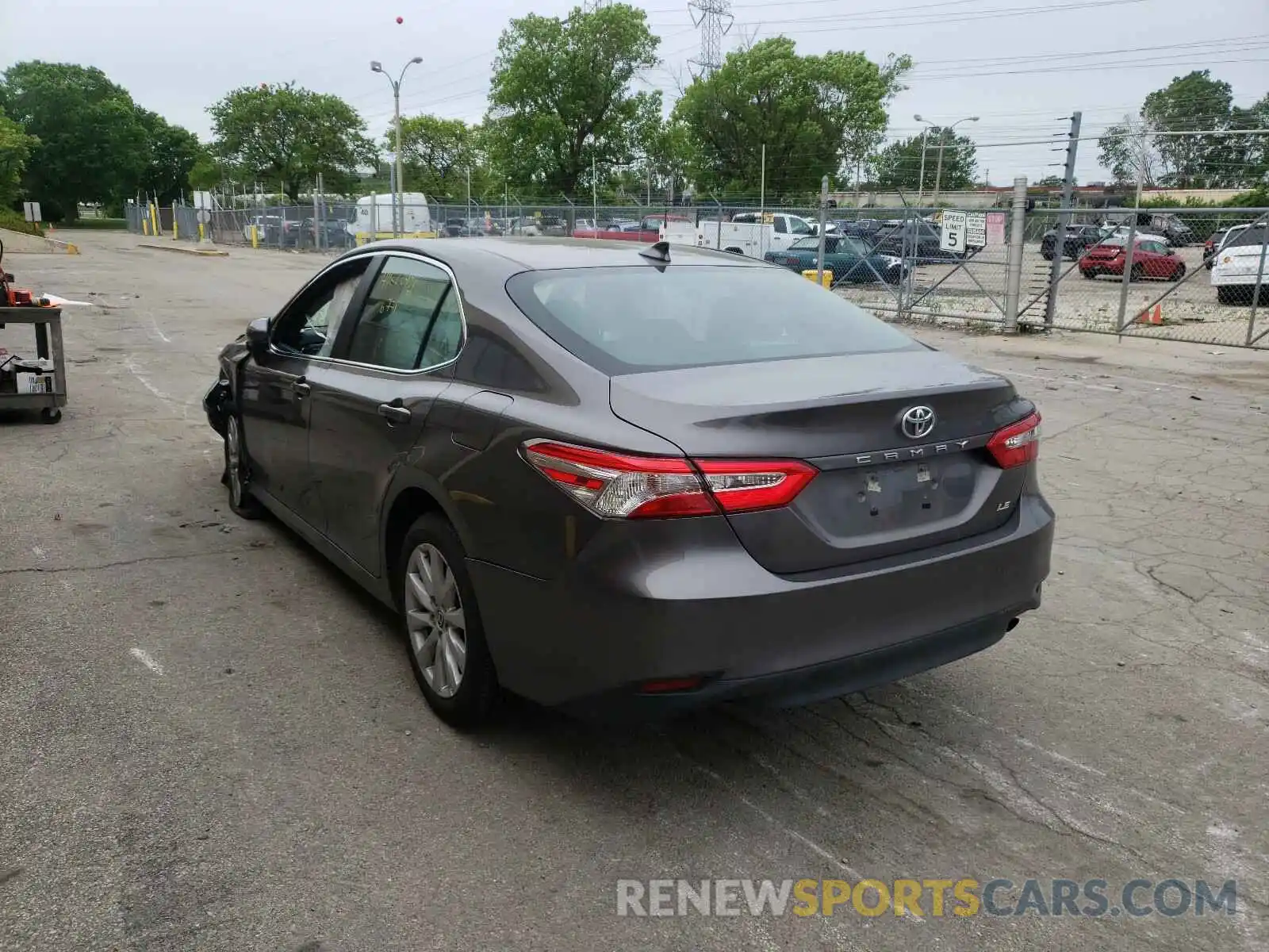 3 Photograph of a damaged car 4T1C11AK6LU970038 TOYOTA CAMRY 2020