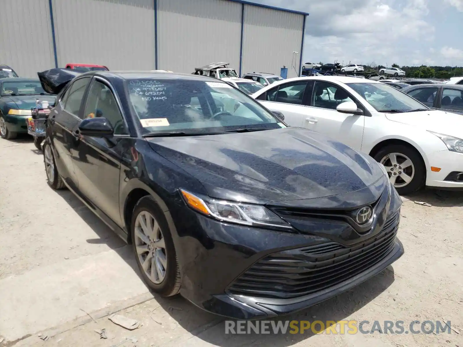 1 Photograph of a damaged car 4T1C11AK6LU971657 TOYOTA CAMRY 2020