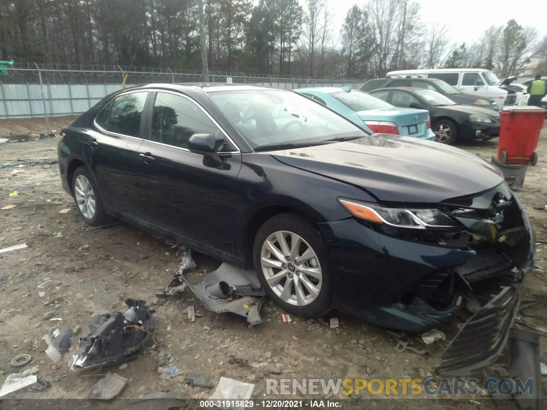 1 Photograph of a damaged car 4T1C11AK6LU984652 TOYOTA CAMRY 2020