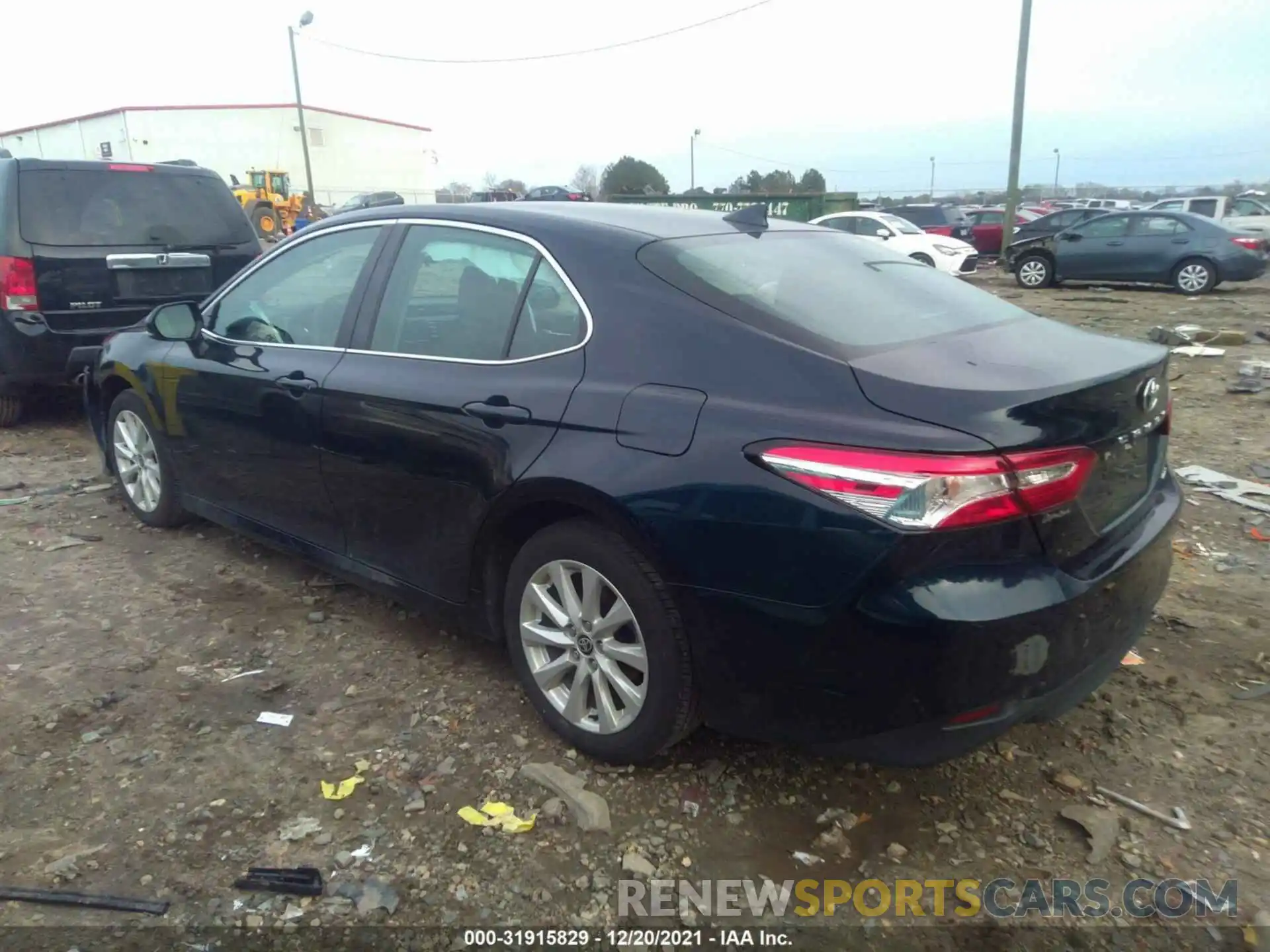 3 Photograph of a damaged car 4T1C11AK6LU984652 TOYOTA CAMRY 2020