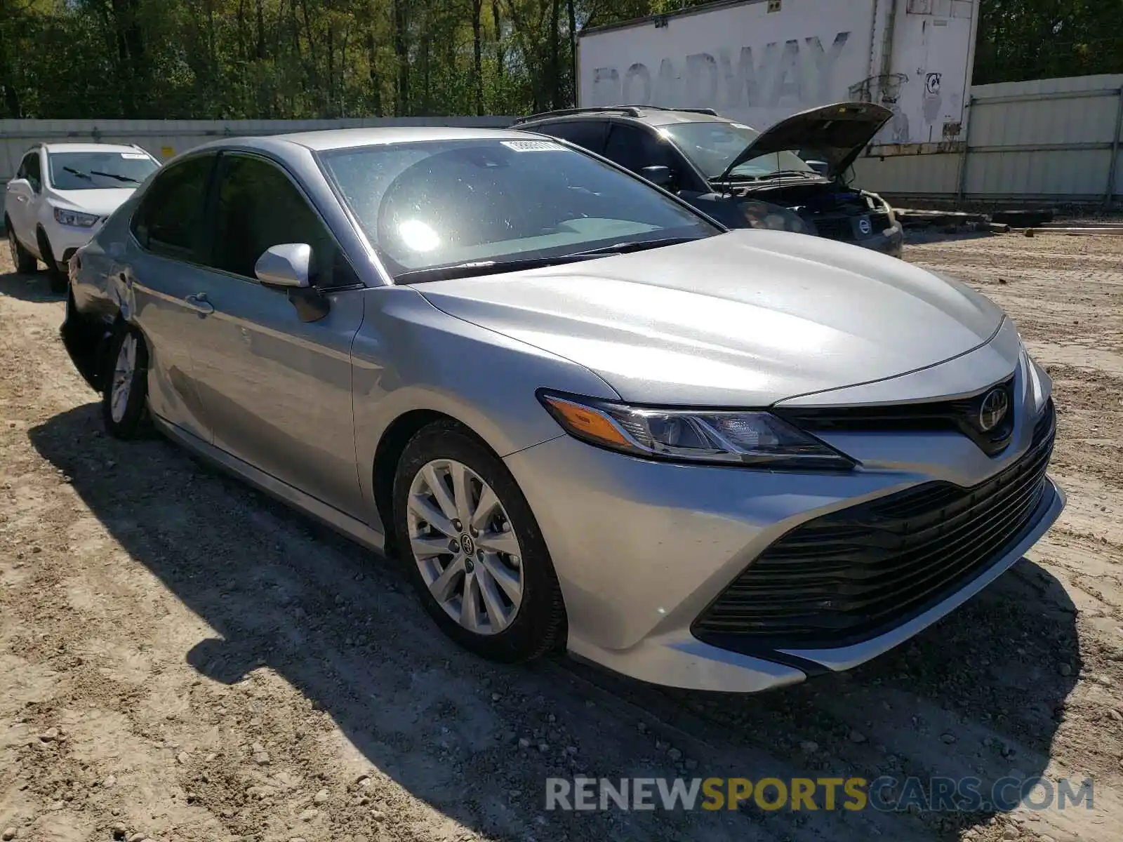 1 Photograph of a damaged car 4T1C11AK6LU985719 TOYOTA CAMRY 2020