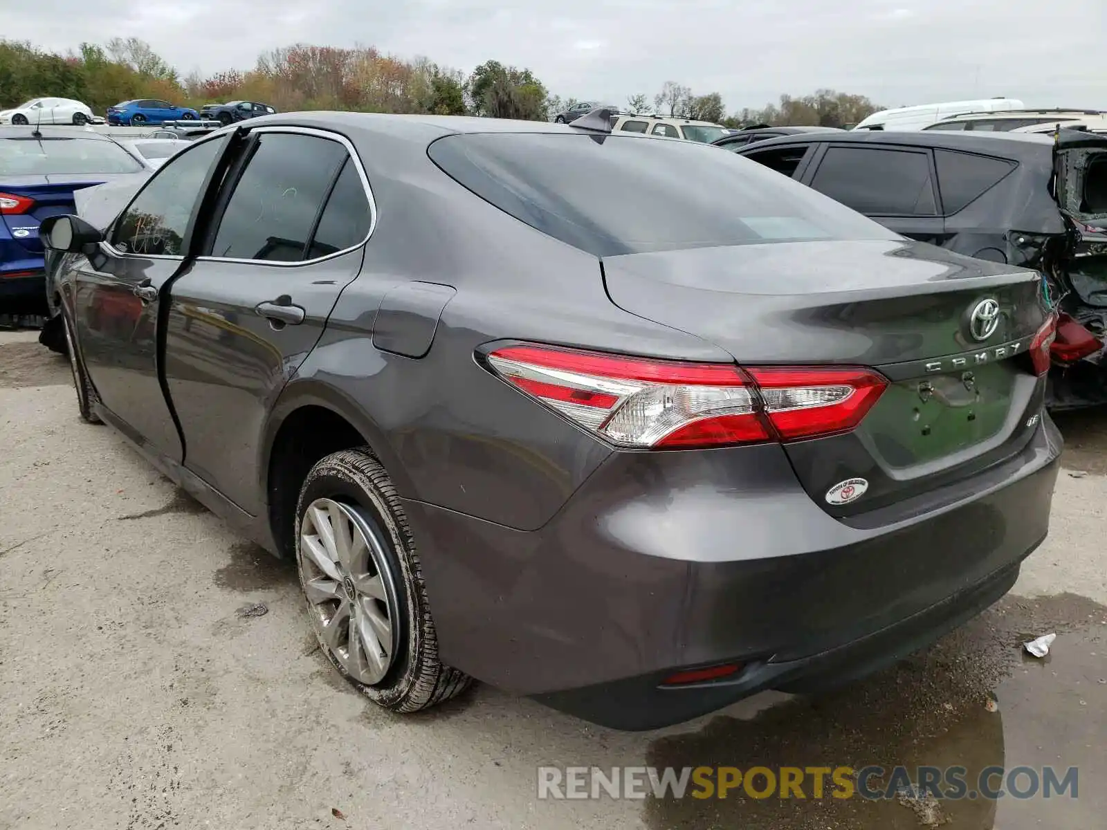 3 Photograph of a damaged car 4T1C11AK6LU990449 TOYOTA CAMRY 2020