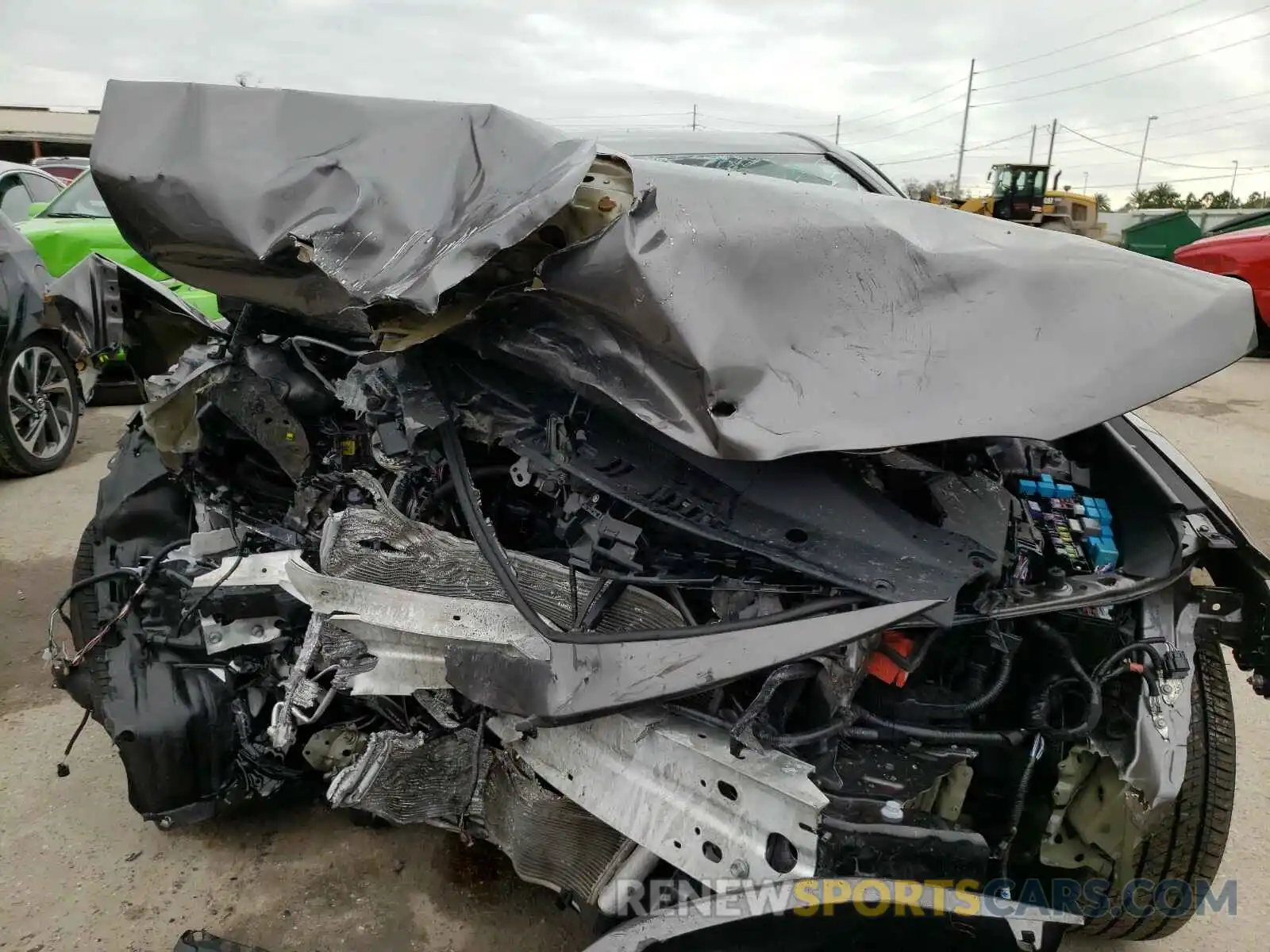 9 Photograph of a damaged car 4T1C11AK6LU990449 TOYOTA CAMRY 2020