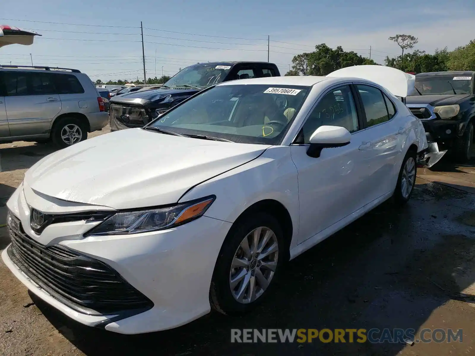 2 Photograph of a damaged car 4T1C11AK6LU997756 TOYOTA CAMRY 2020