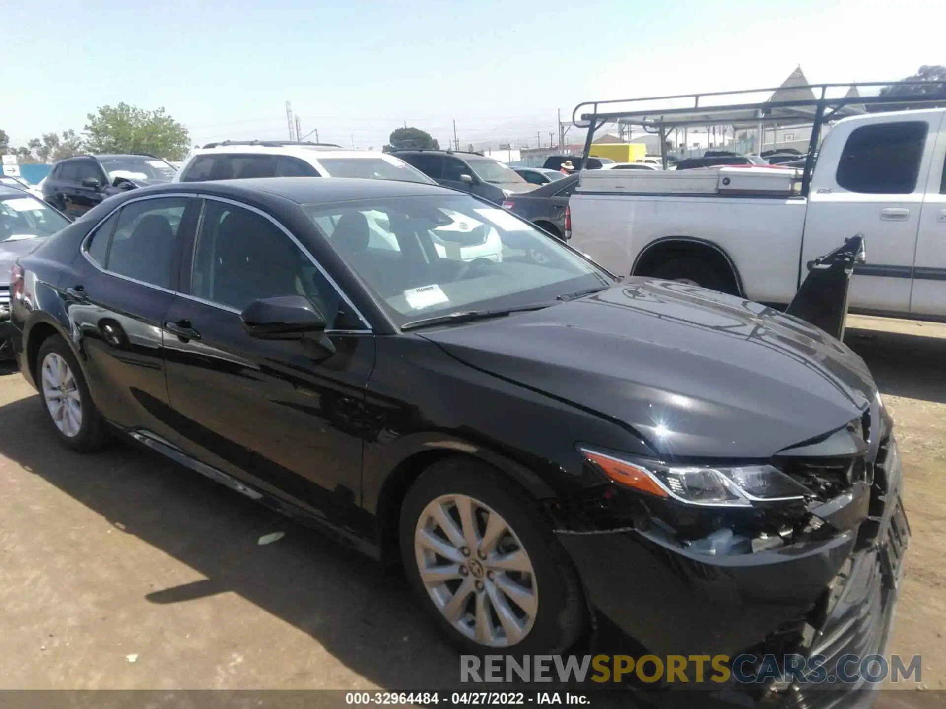 1 Photograph of a damaged car 4T1C11AK6LU997885 TOYOTA CAMRY 2020