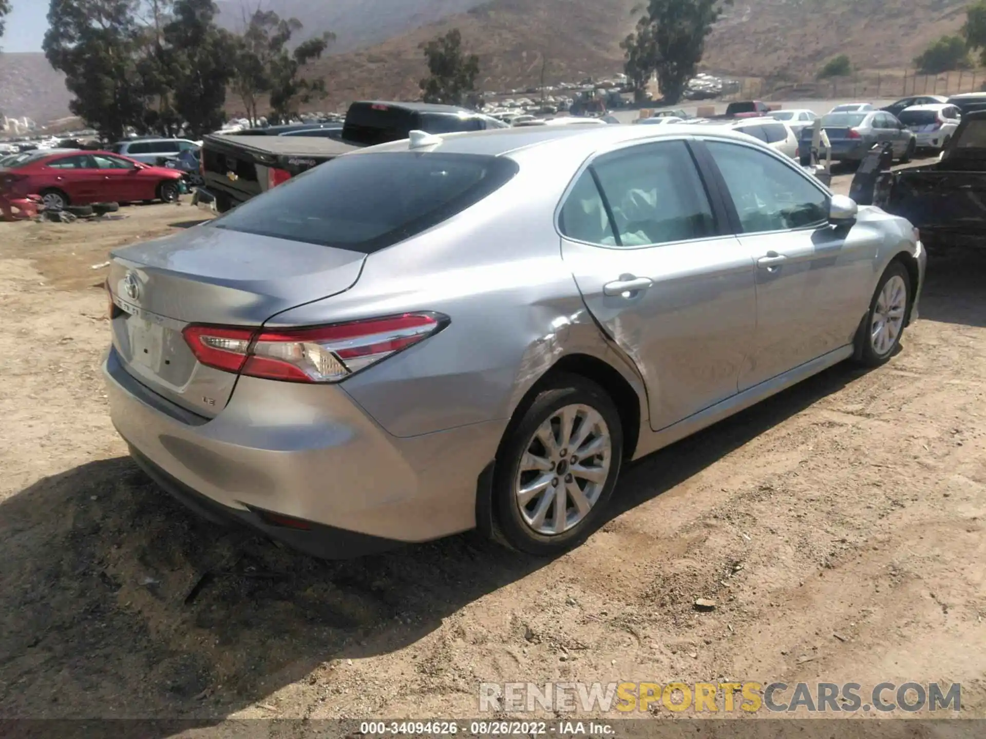 4 Photograph of a damaged car 4T1C11AK6LU998552 TOYOTA CAMRY 2020