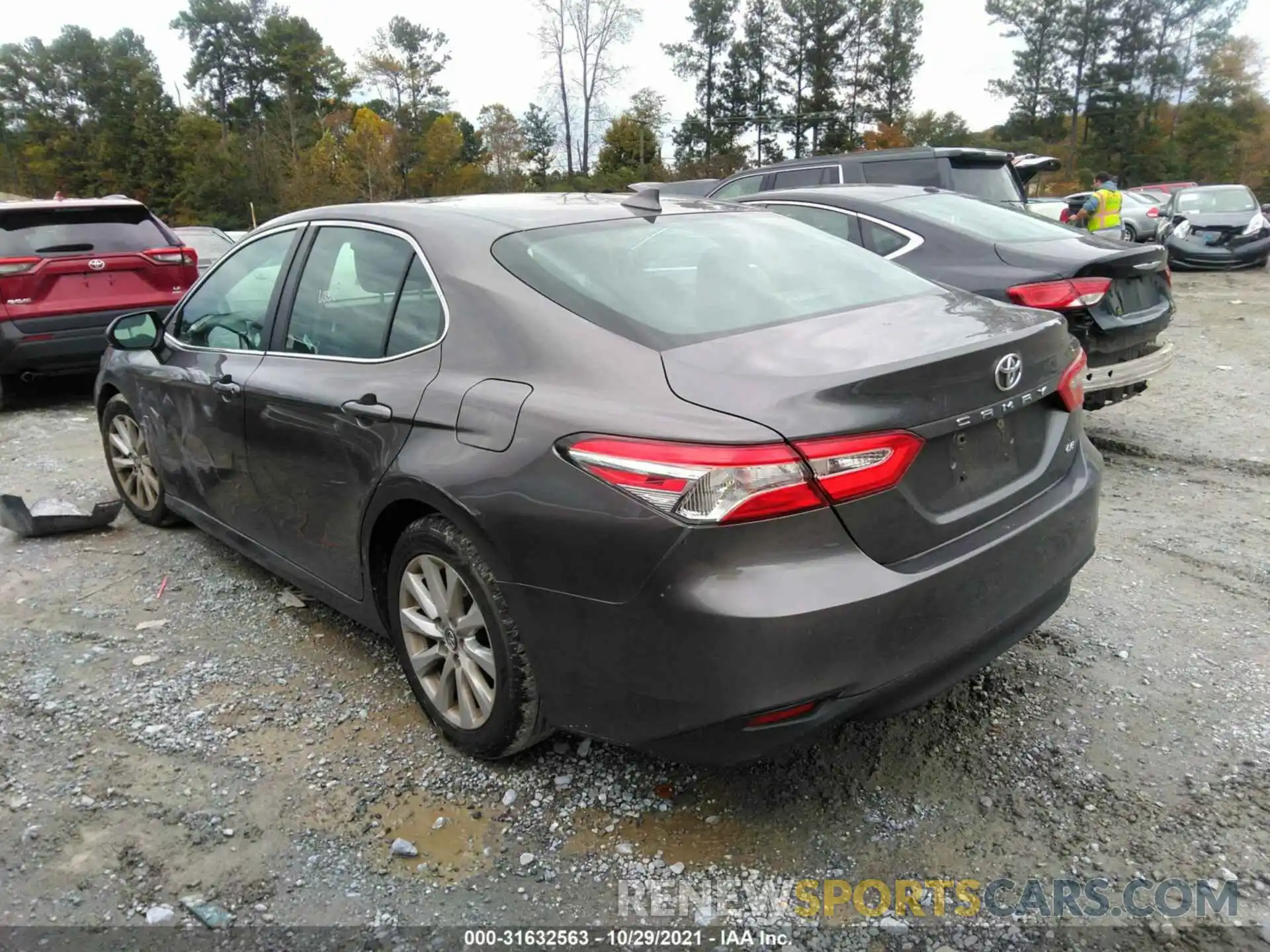 3 Photograph of a damaged car 4T1C11AK7LU314673 TOYOTA CAMRY 2020