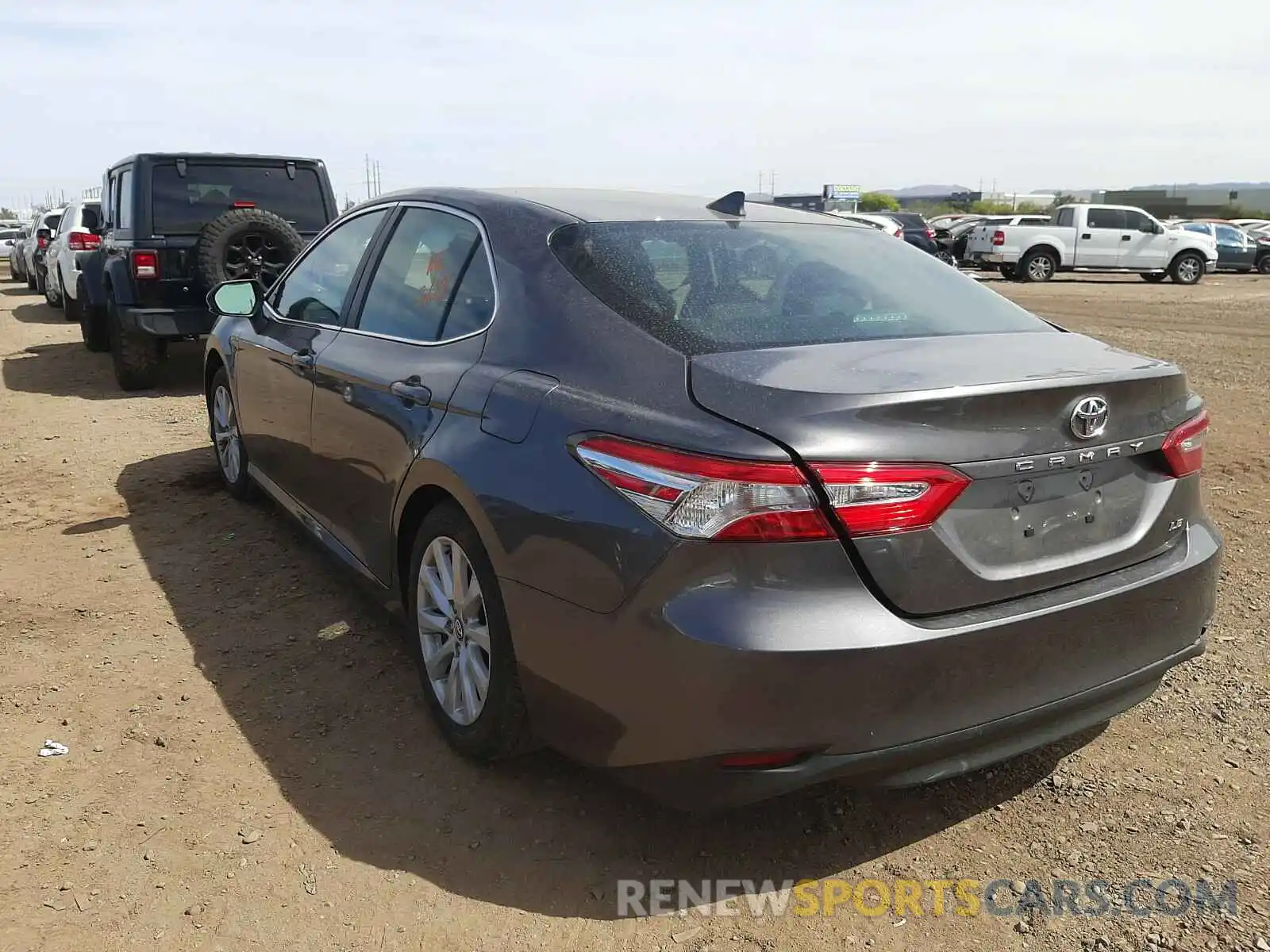 3 Photograph of a damaged car 4T1C11AK7LU317640 TOYOTA CAMRY 2020