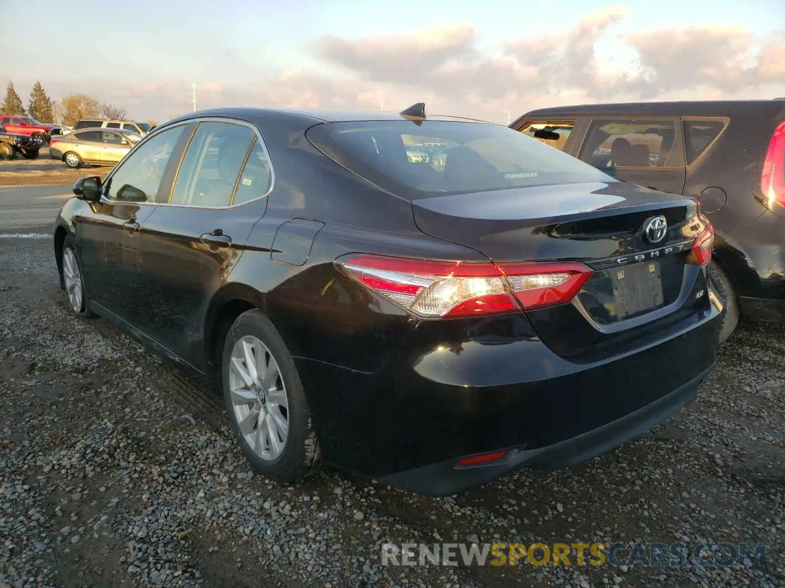 3 Photograph of a damaged car 4T1C11AK7LU331361 TOYOTA CAMRY 2020