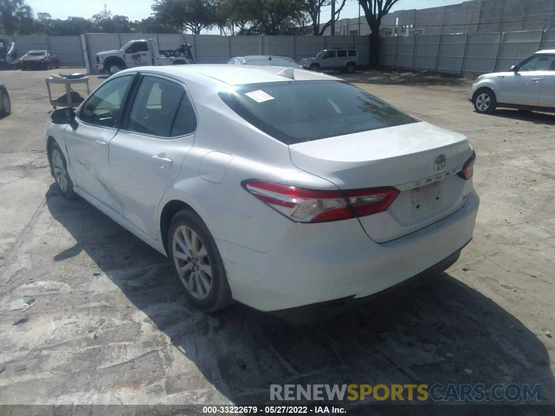 3 Photograph of a damaged car 4T1C11AK7LU334079 TOYOTA CAMRY 2020