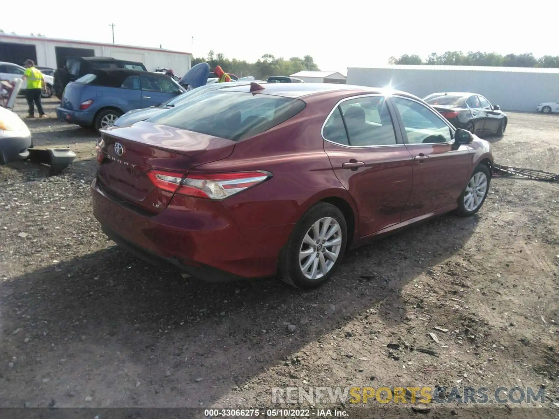 4 Photograph of a damaged car 4T1C11AK7LU340528 TOYOTA CAMRY 2020