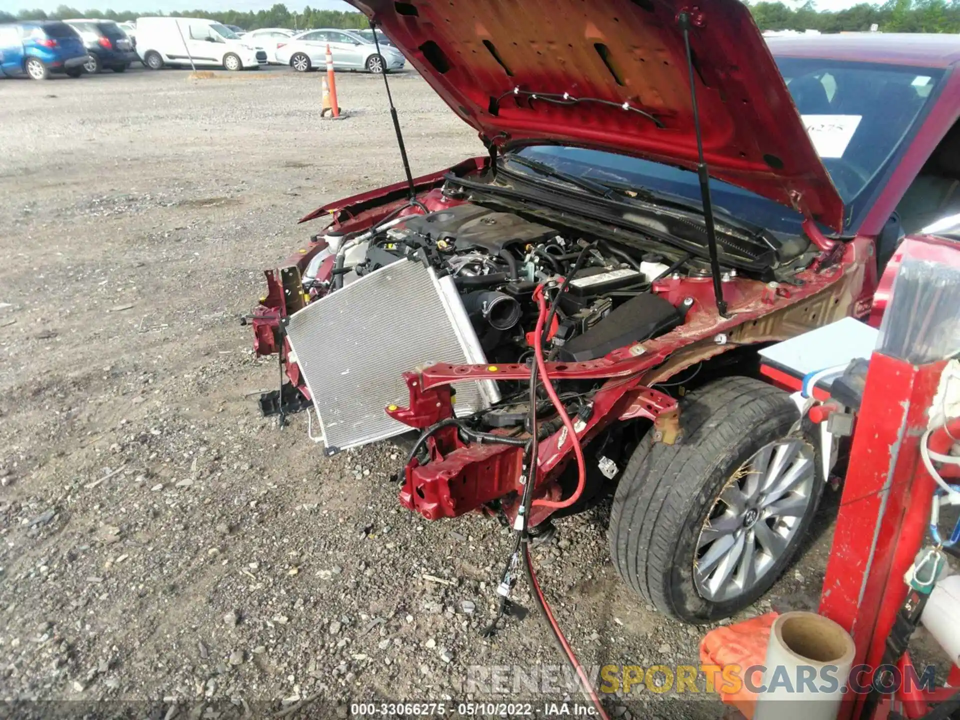 6 Photograph of a damaged car 4T1C11AK7LU340528 TOYOTA CAMRY 2020