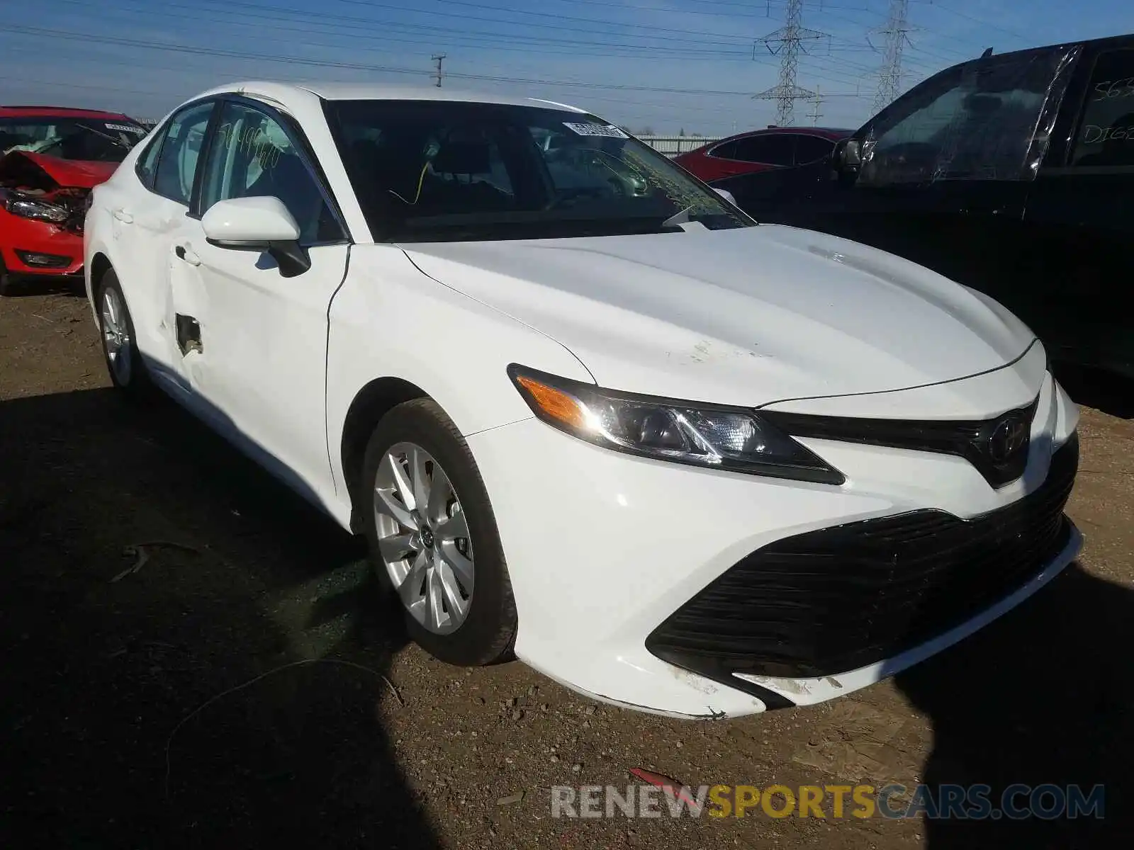 1 Photograph of a damaged car 4T1C11AK7LU342635 TOYOTA CAMRY 2020