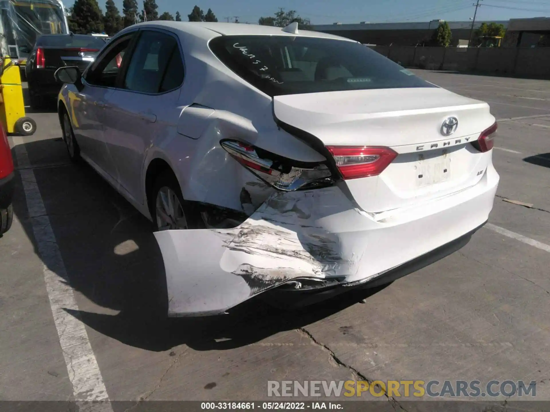 6 Photograph of a damaged car 4T1C11AK7LU345180 TOYOTA CAMRY 2020