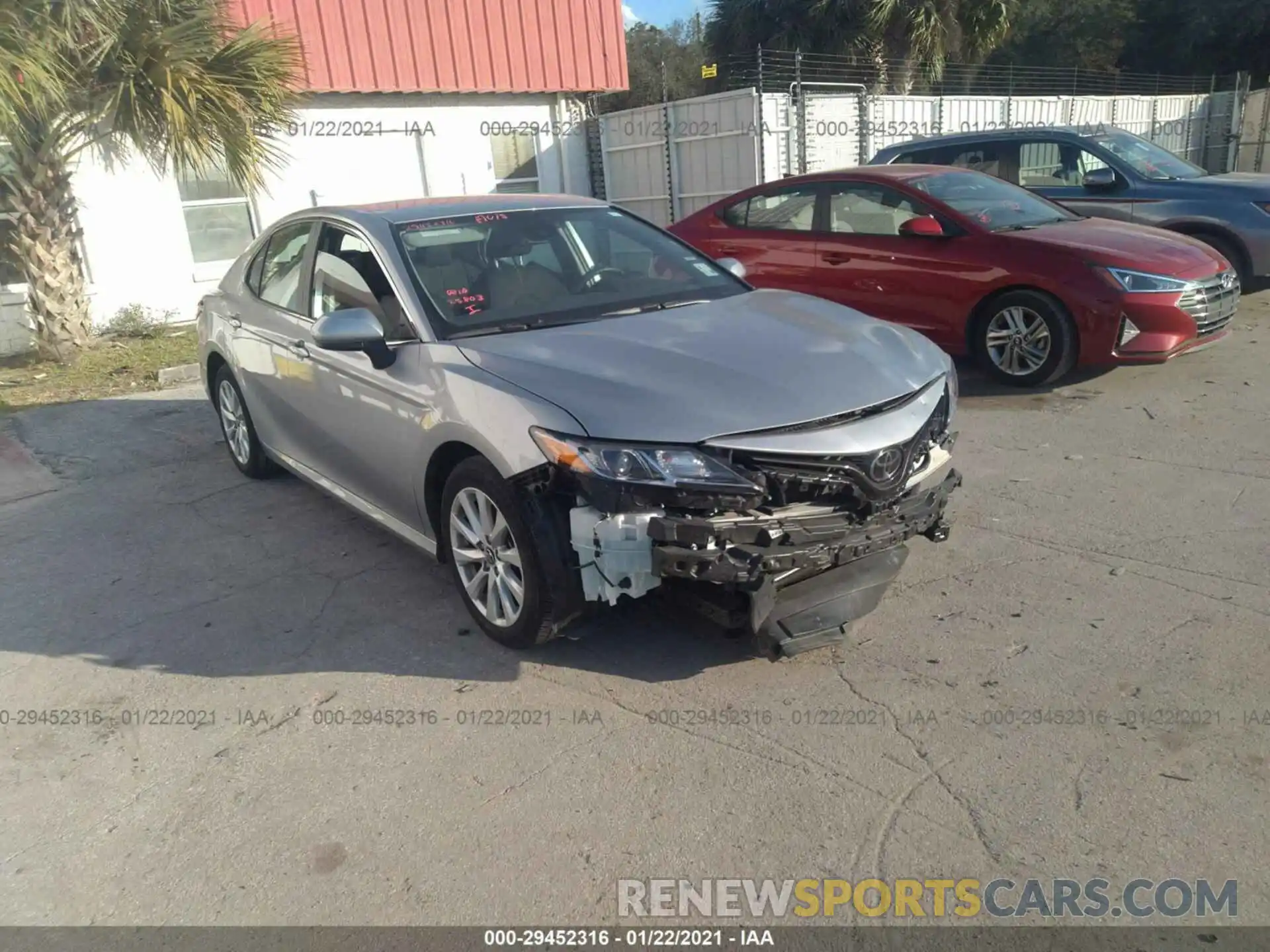 1 Photograph of a damaged car 4T1C11AK7LU346197 TOYOTA CAMRY 2020