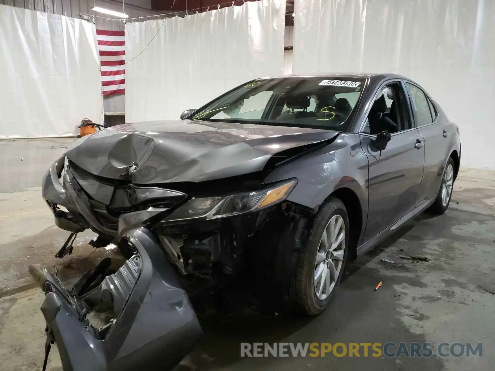 2 Photograph of a damaged car 4T1C11AK7LU346958 TOYOTA CAMRY 2020