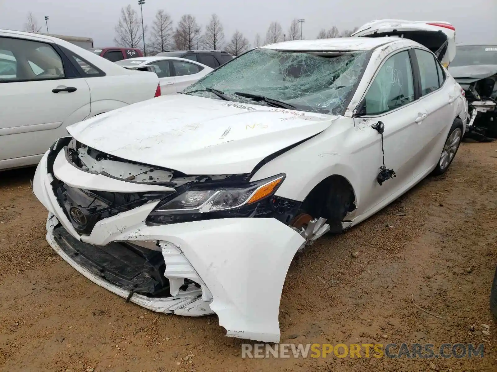 2 Photograph of a damaged car 4T1C11AK7LU357622 TOYOTA CAMRY 2020