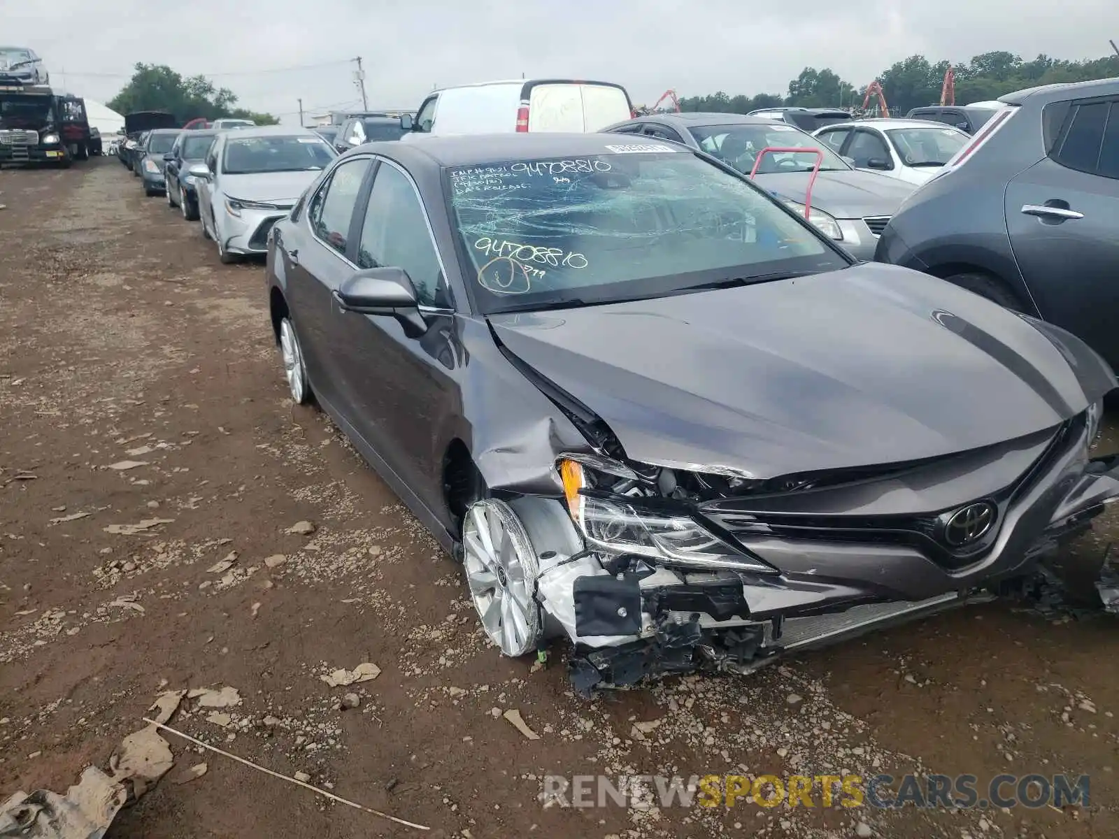 1 Photograph of a damaged car 4T1C11AK7LU358785 TOYOTA CAMRY 2020