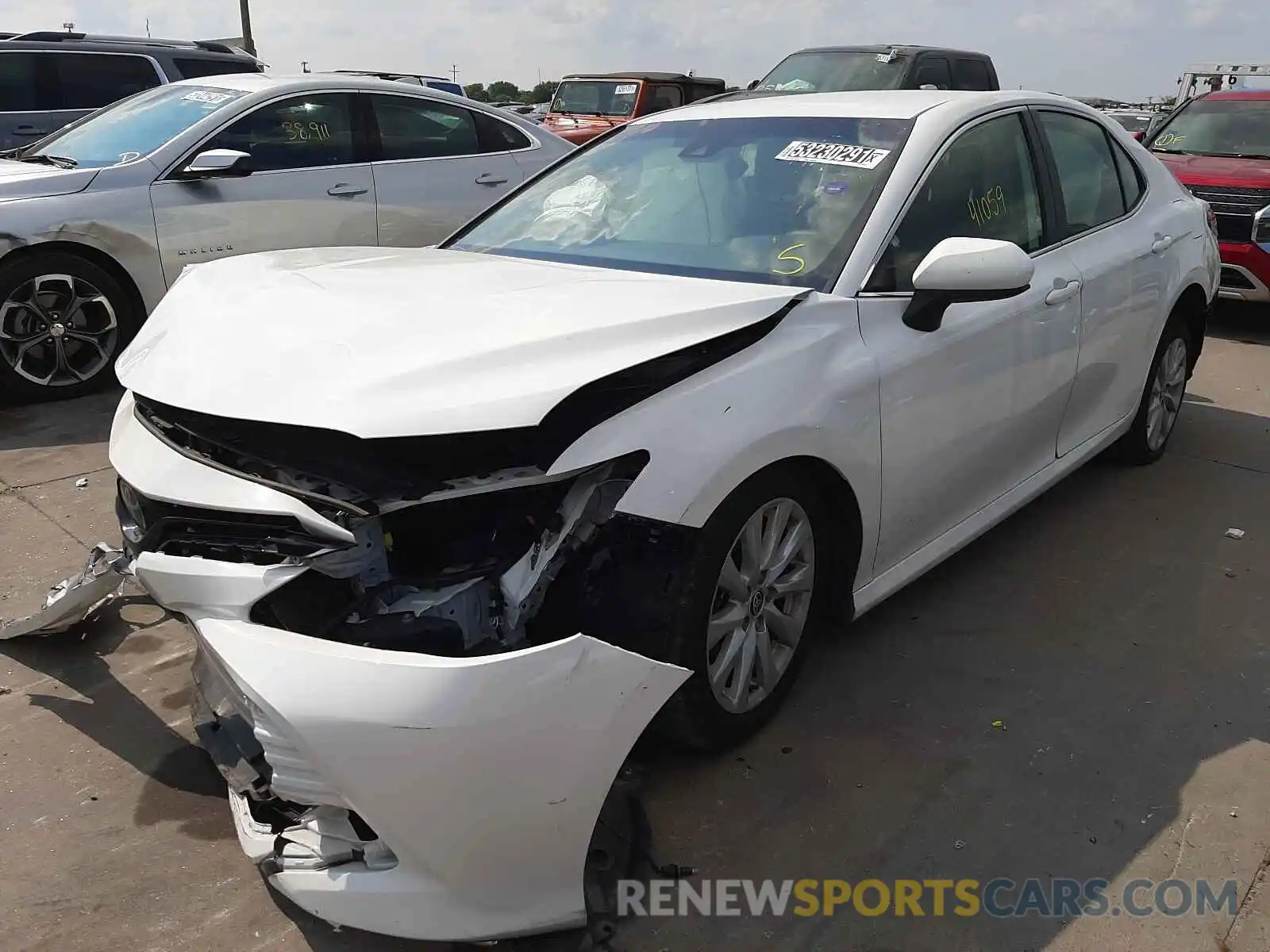 2 Photograph of a damaged car 4T1C11AK7LU358835 TOYOTA CAMRY 2020