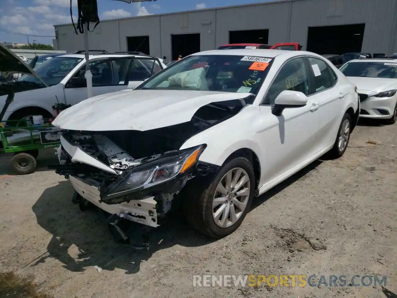 2 Photograph of a damaged car 4T1C11AK7LU359550 TOYOTA CAMRY 2020