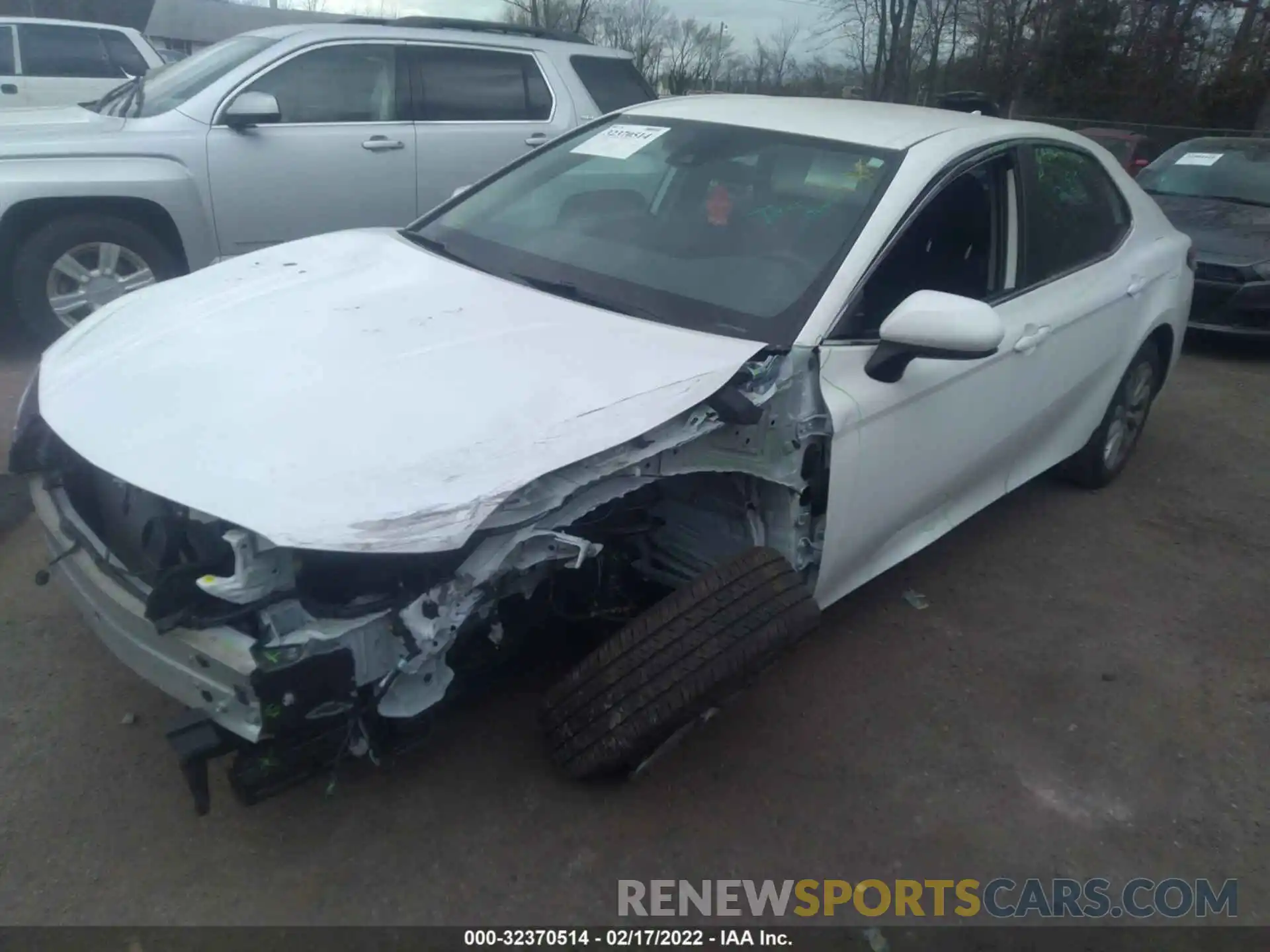 2 Photograph of a damaged car 4T1C11AK7LU363209 TOYOTA CAMRY 2020