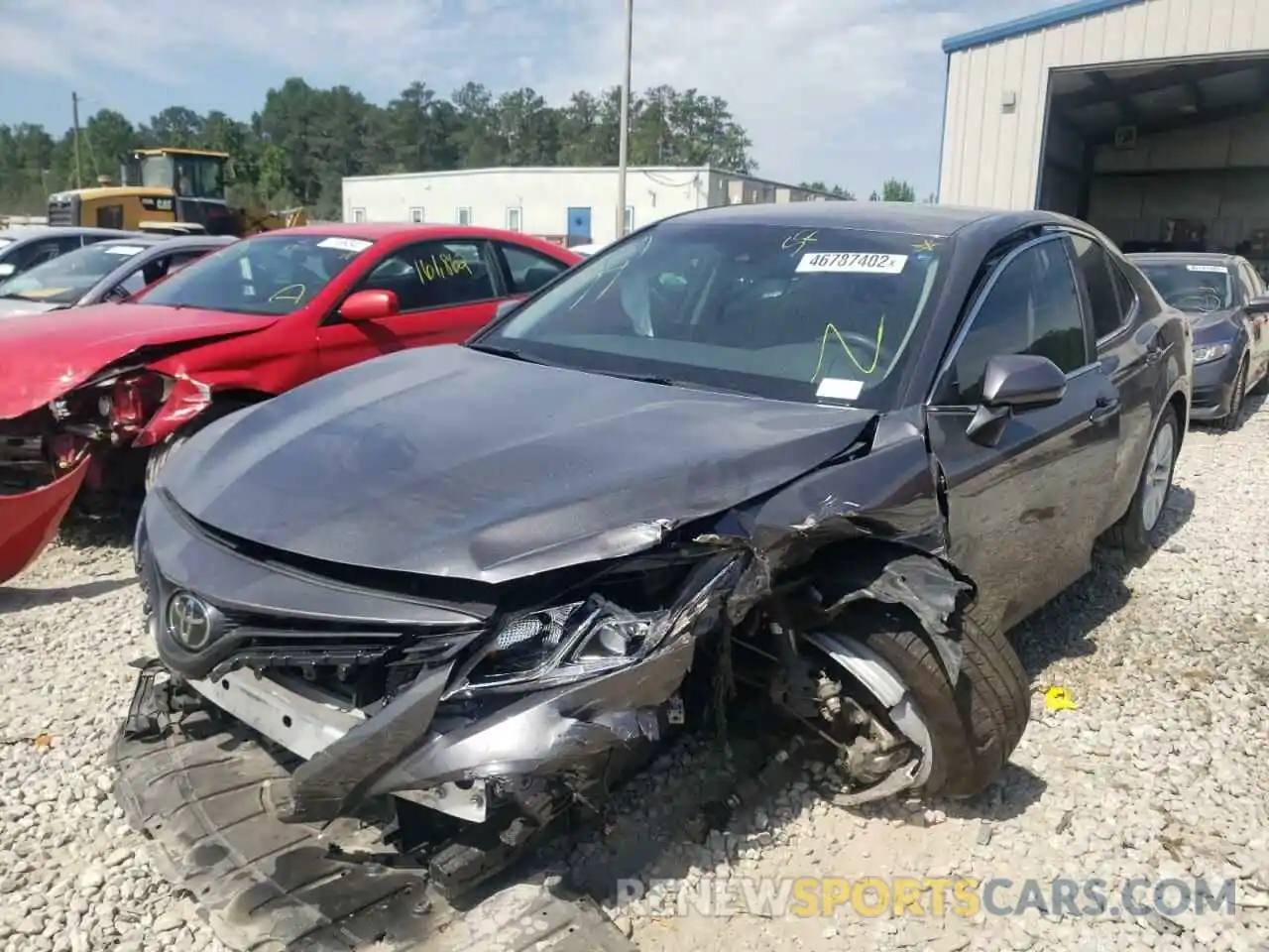 2 Photograph of a damaged car 4T1C11AK7LU370872 TOYOTA CAMRY 2020